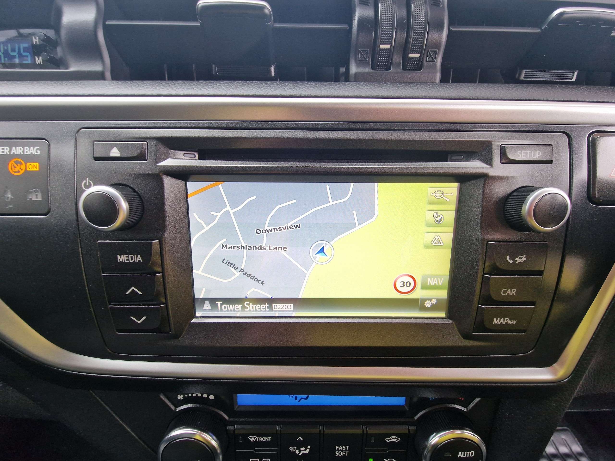 2015 TOYOTA AURIS 2015 TOYOTA AURIS