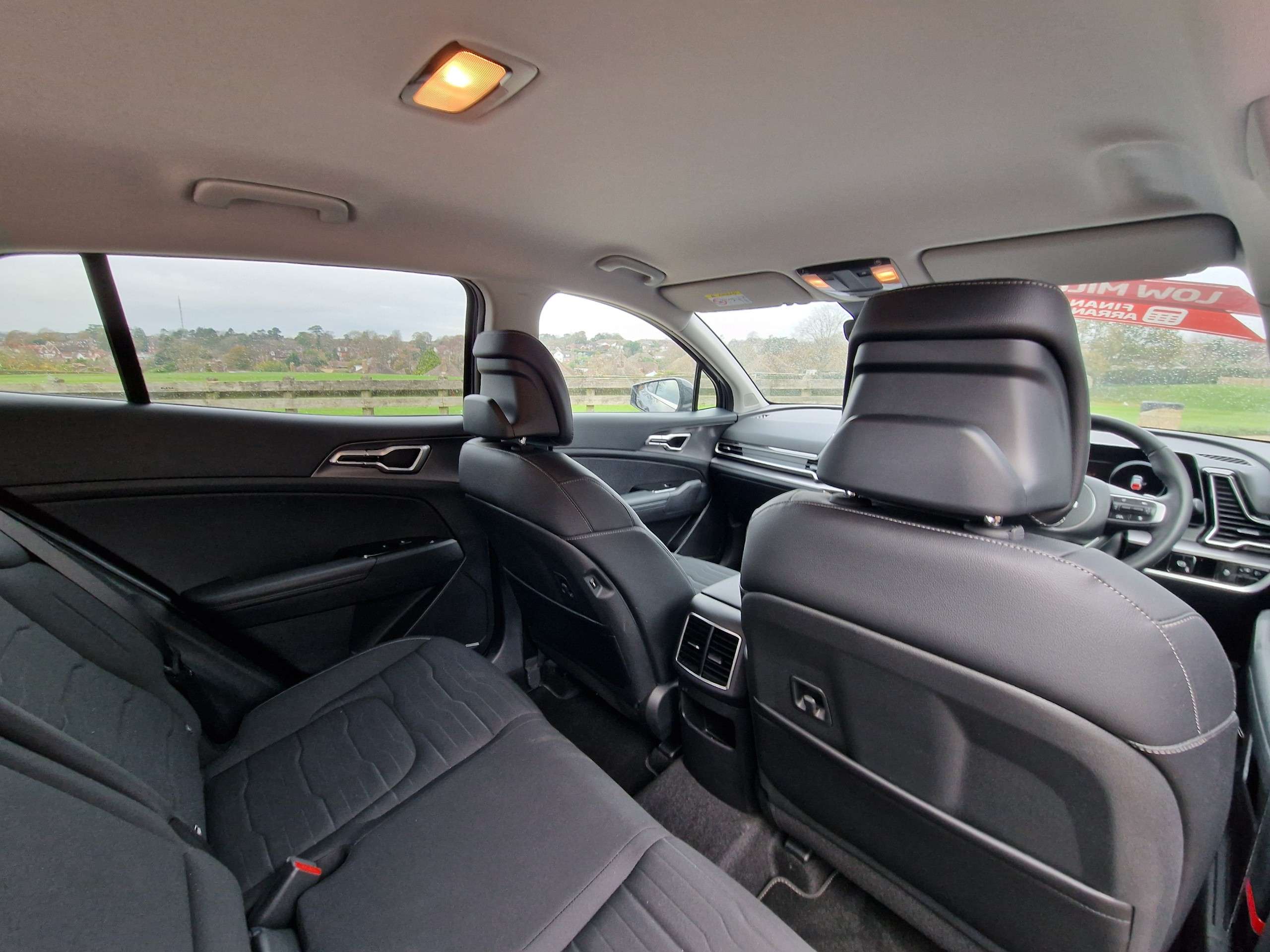 2025 KIA SPORTAGE 2025 KIA SPORTAGE