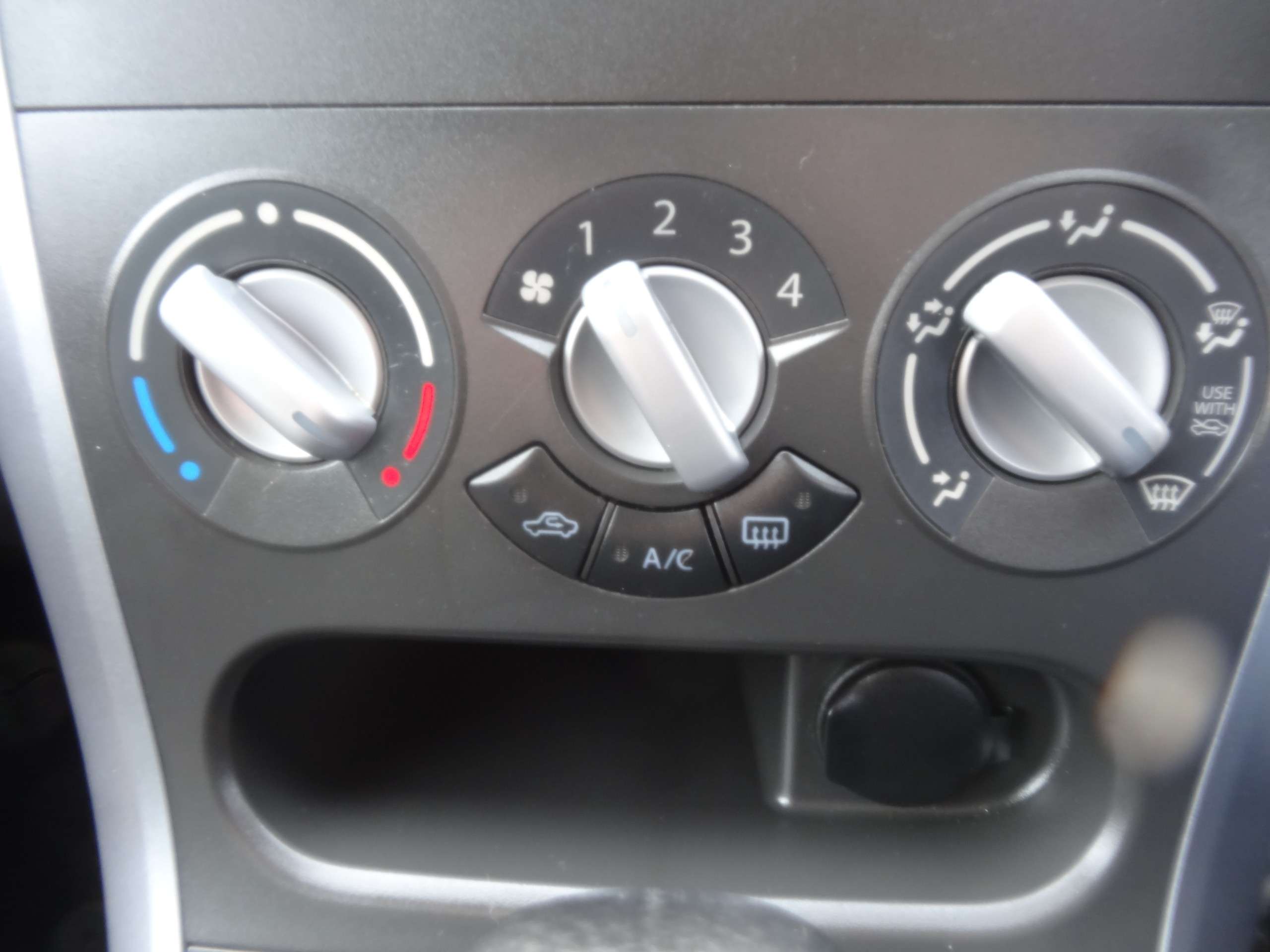 2011 VAUXHALL AGILA 2011 VAUXHALL AGILA