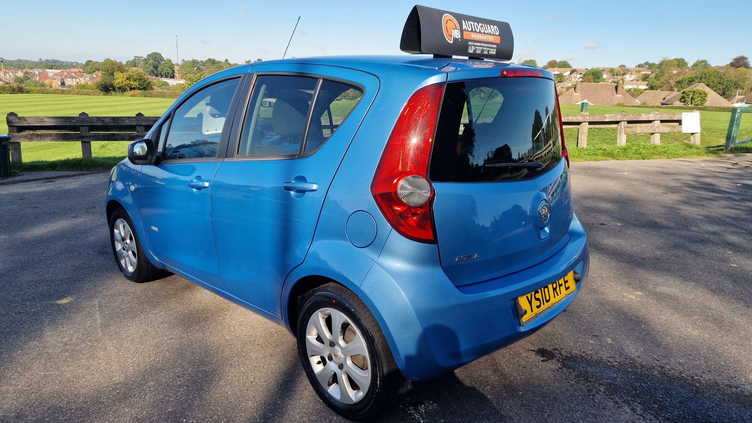 A 2010 VAUXHALL AGILA 1.2 16V Design MPV 5dr Petrol Manual Euro 5 (85 ps)+LOW MILEAGE ONLY 36,000 MILES+SERVICE HISTORY+AIR CON A 2010 VAUXHALL AGILA 1.2 16V Design MPV 5dr Petrol Manual Euro 5 (85 ps)+LOW MILEAGE ONLY 36,000 MILES+SERVICE HISTORY+AIR CON
