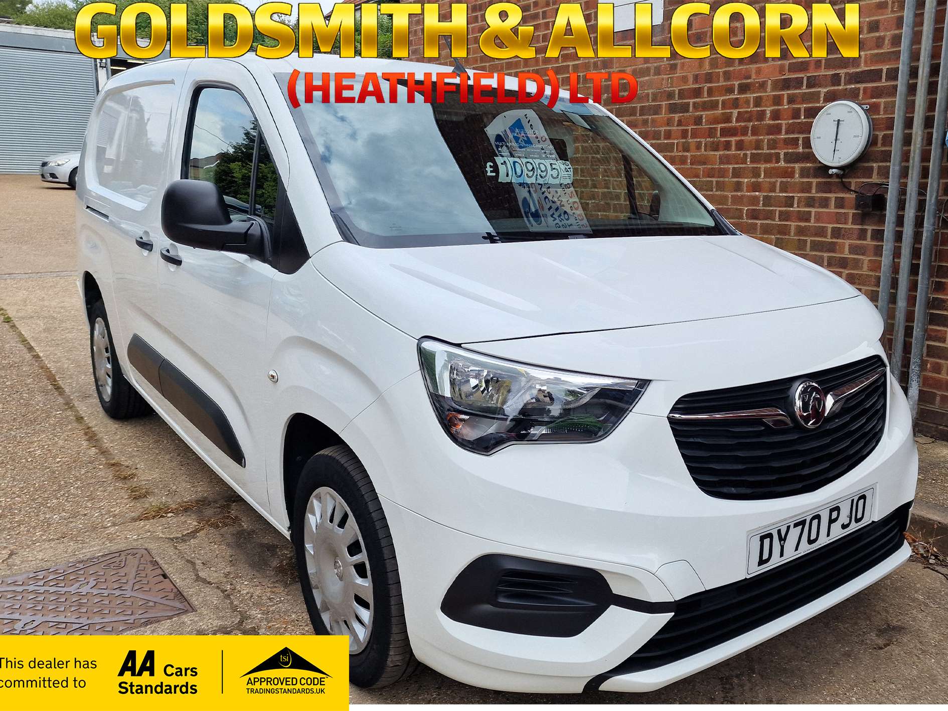 A 2020 VAUXHALL COMBO 1.5 Turbo D 2300 Sportive Panel Van 4dr Diesel Manual L2 H1 Euro 6 (s/s) (100 ps)+ LOW MILEAGE+NO VAT+TWIN SIDE LOADING DOORS+PLY LINED+ A 2020 VAUXHALL COMBO 1.5 Turbo D 2300 Sportive Panel Van 4dr Diesel Manual L2 H1 Euro 6 (s/s) (100 ps)+ LOW MILEAGE+NO VAT+TWIN SIDE LOADING DOORS+PLY LINED+