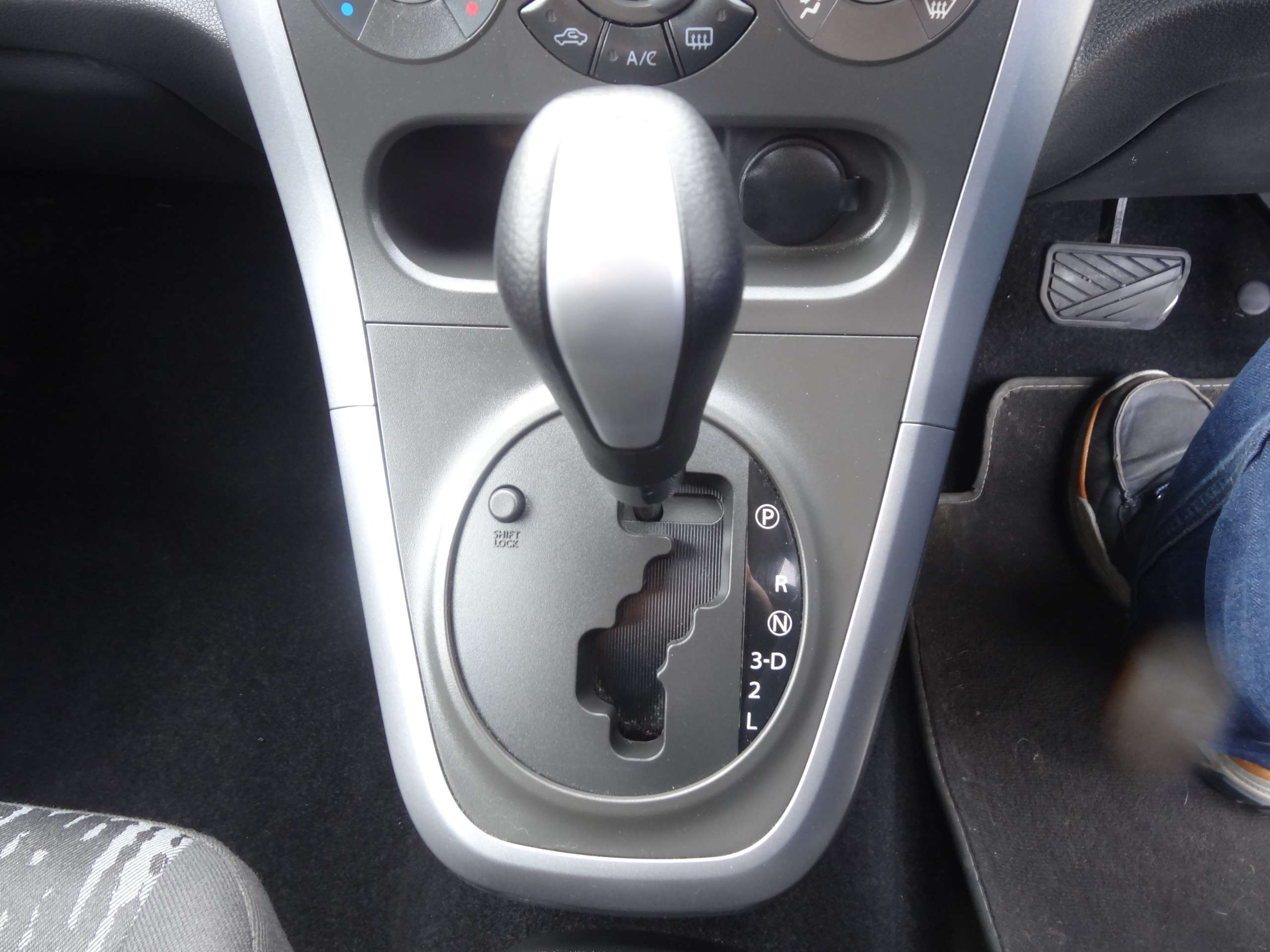 2011 VAUXHALL AGILA 2011 VAUXHALL AGILA