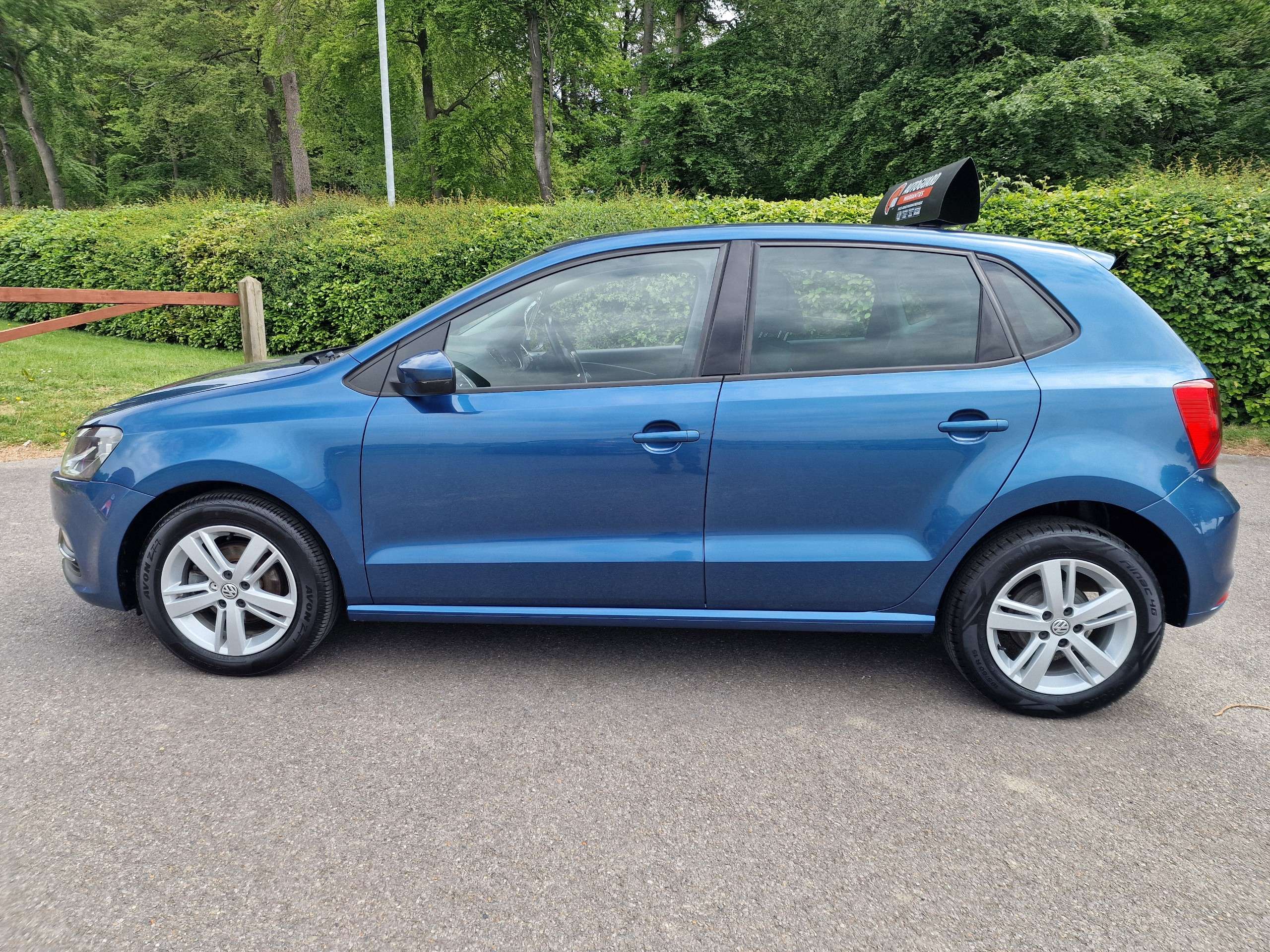 A 2016 VOLKSWAGEN POLO 1.0 BlueMotion Tech Match Hatchback 5dr Petrol Manual Euro 6 (s/s) (75 ps)+LOW MILEAGE+ONE OWNER+FULL SERVICE HISTORY+ A 2016 VOLKSWAGEN POLO 1.0 BlueMotion Tech Match Hatchback 5dr Petrol Manual Euro 6 (s/s) (75 ps)+LOW MILEAGE+ONE OWNER+FULL SERVICE HISTORY+