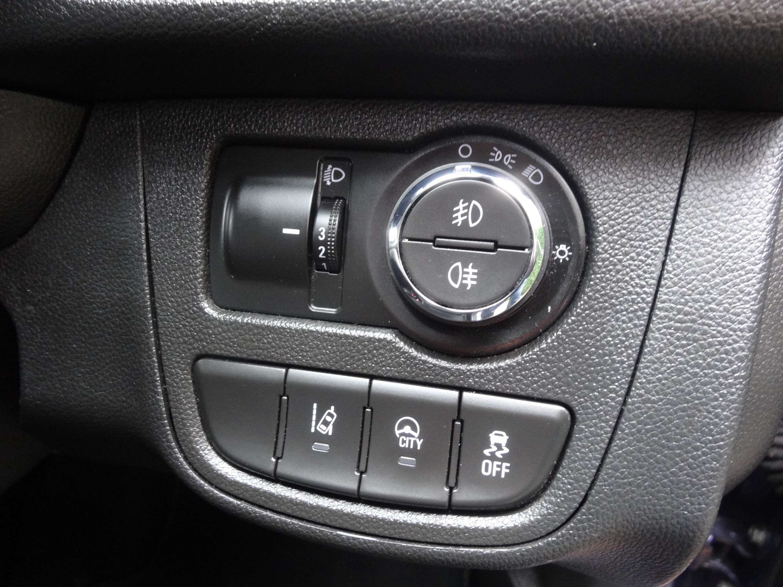 2016 VAUXHALL VIVA 2016 VAUXHALL VIVA