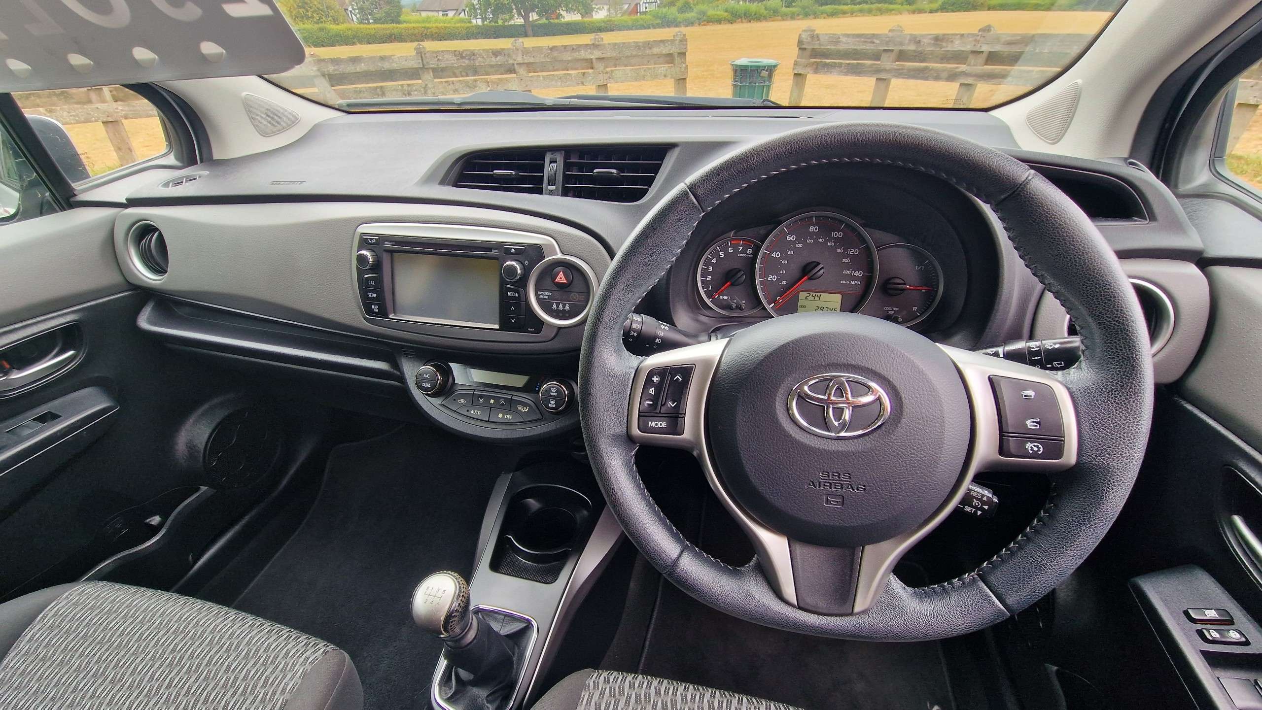 2014 TOYOTA YARIS 2014 TOYOTA YARIS