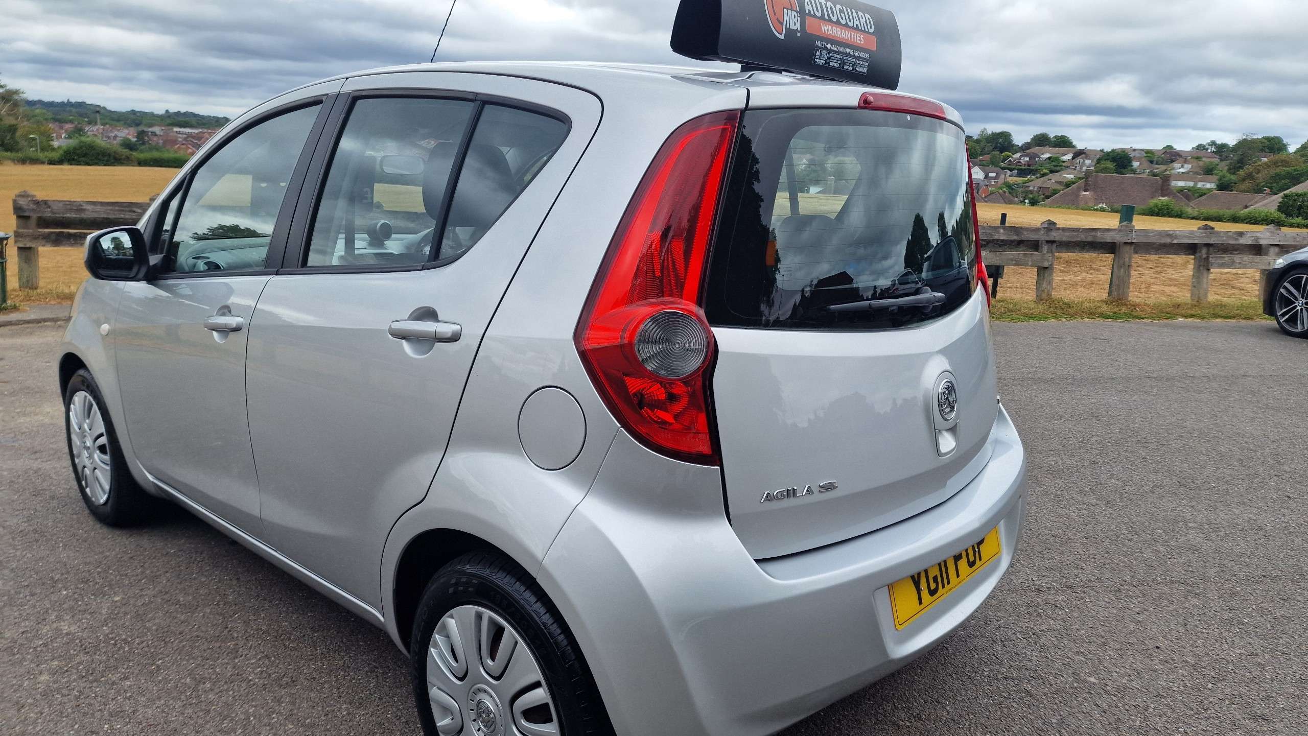 A 2011 VAUXHALL AGILA 1.2 VVT ecoFLEX S MPV 5dr Petrol Manual Euro 5 (AC) (94 ps)+LOW MILEAGE ONLY 23,600 MILES+AIR CON+2 KEYS A 2011 VAUXHALL AGILA 1.2 VVT ecoFLEX S MPV 5dr Petrol Manual Euro 5 (AC) (94 ps)+LOW MILEAGE ONLY 23,600 MILES+AIR CON+2 KEYS