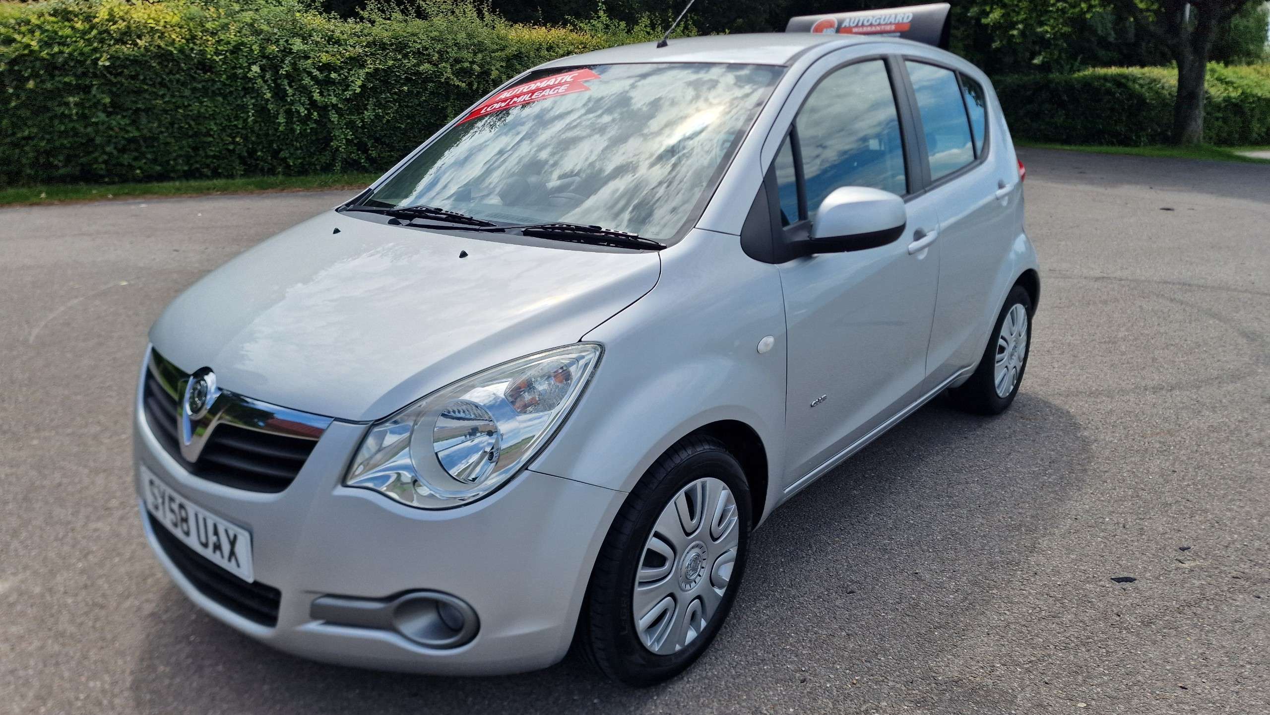 A 2008 VAUXHALL AGILA 1.2 16V Club MPV 5dr Petrol Auto Euro 4 (AC) (85 ps)+AUTOMATIC+LOW MILEAGE ONLY 26,000 MILES A 2008 VAUXHALL AGILA 1.2 16V Club MPV 5dr Petrol Auto Euro 4 (AC) (85 ps)+AUTOMATIC+LOW MILEAGE ONLY 26,000 MILES