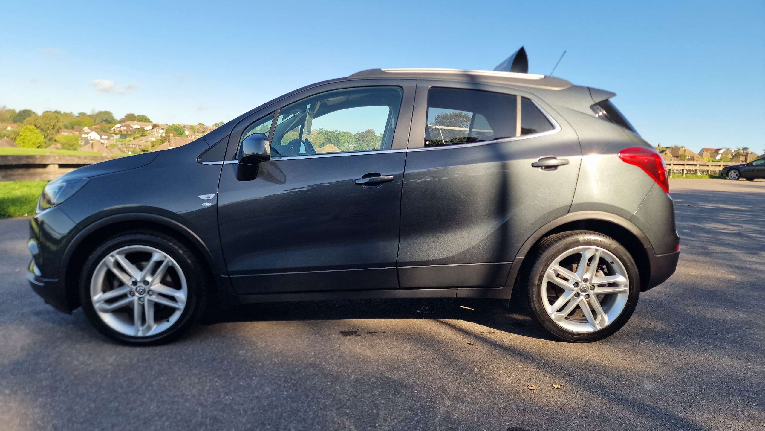 A 2018 VAUXHALL MOKKA X 1.4i Turbo ecoTEC Elite SUV 5dr Petrol Manual Euro 6 (s/s) (140 ps)+SOLD+ A 2018 VAUXHALL MOKKA X 1.4i Turbo ecoTEC Elite SUV 5dr Petrol Manual Euro 6 (s/s) (140 ps)+SOLD+