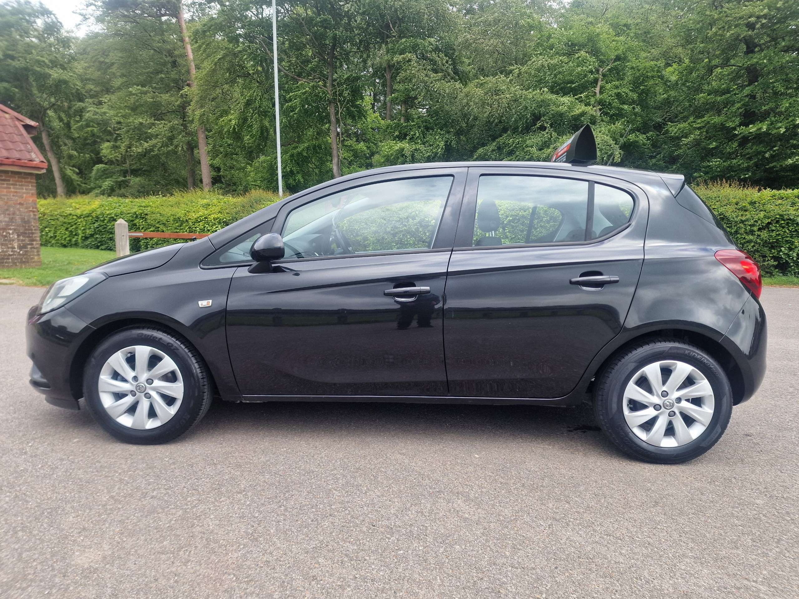 A 2016 VAUXHALL CORSA 1.4i ecoFLEX Design Hatchback 5dr Petrol Manual Euro 6 (90 ps)+LOW MILEAGE+FULL SERVICE HISTORY+ A 2016 VAUXHALL CORSA 1.4i ecoFLEX Design Hatchback 5dr Petrol Manual Euro 6 (90 ps)+LOW MILEAGE+FULL SERVICE HISTORY+