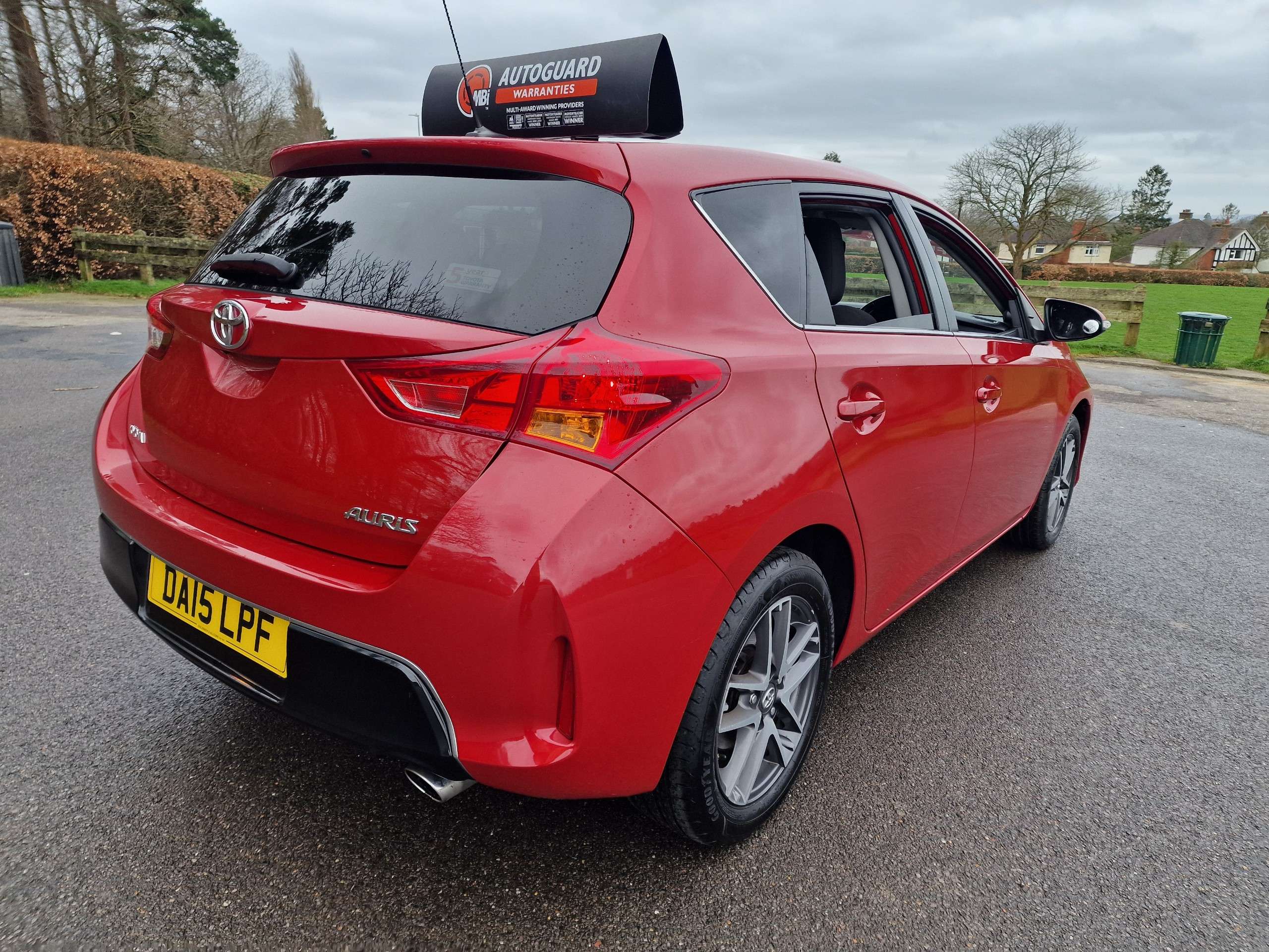 2015 TOYOTA AURIS 2015 TOYOTA AURIS