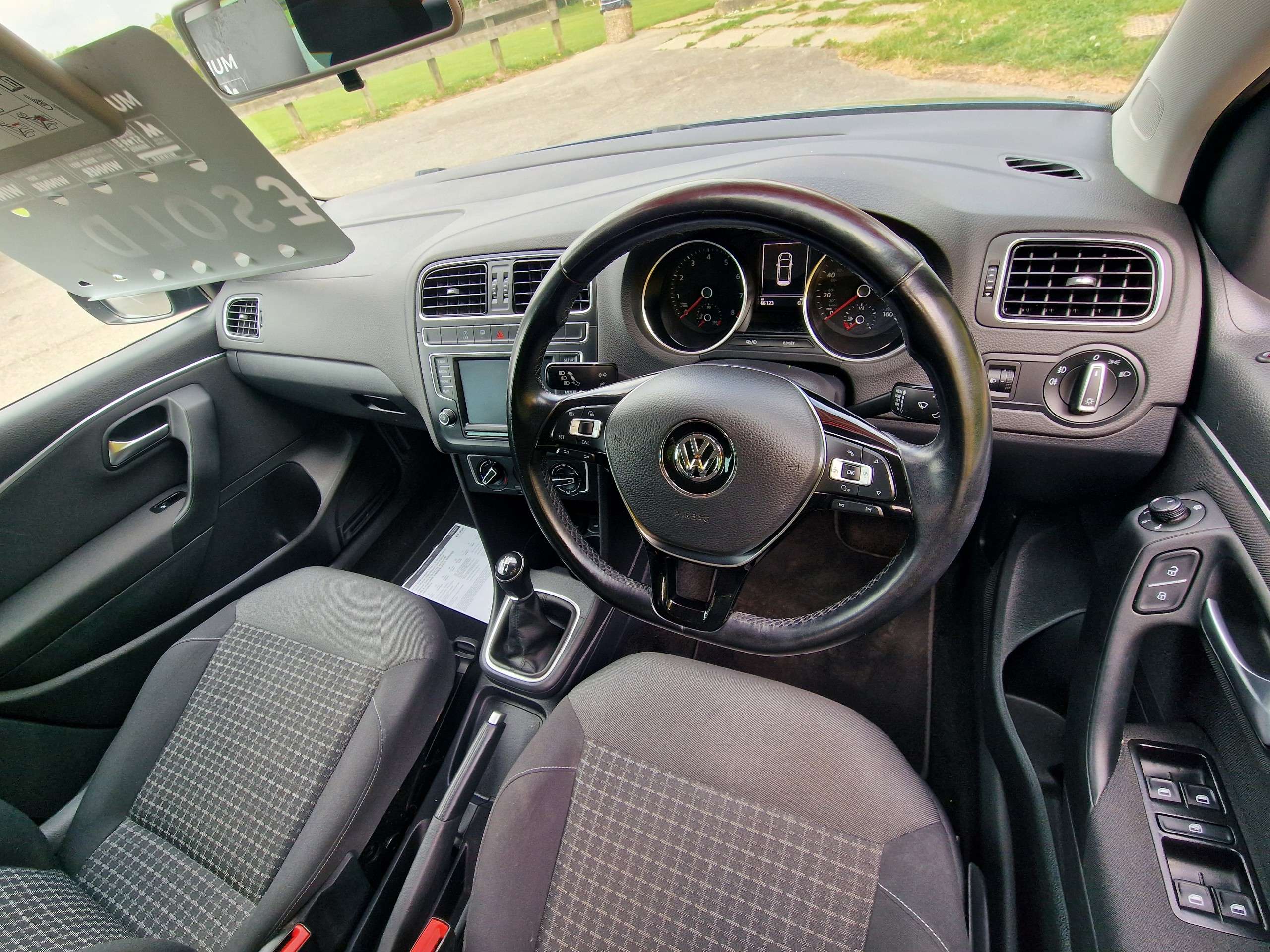 2016 VOLKSWAGEN POLO 2016 VOLKSWAGEN POLO