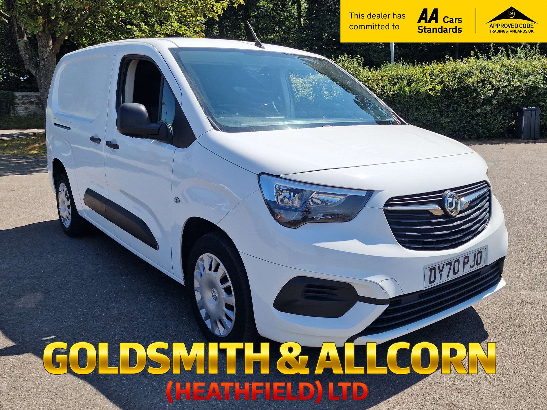 A 2020 VAUXHALL COMBO 1.5 Turbo D 2300 Sportive Panel Van 4dr Diesel Manual L2 H1 Euro 6 (s/s) (100 ps)+ LOW MILEAGE+NO VAT+TWIN SIDE LOADING DOORS+PLY LINED+ A 2020 VAUXHALL COMBO 1.5 Turbo D 2300 Sportive Panel Van 4dr Diesel Manual L2 H1 Euro 6 (s/s) (100 ps)+ LOW MILEAGE+NO VAT+TWIN SIDE LOADING DOORS+PLY LINED+