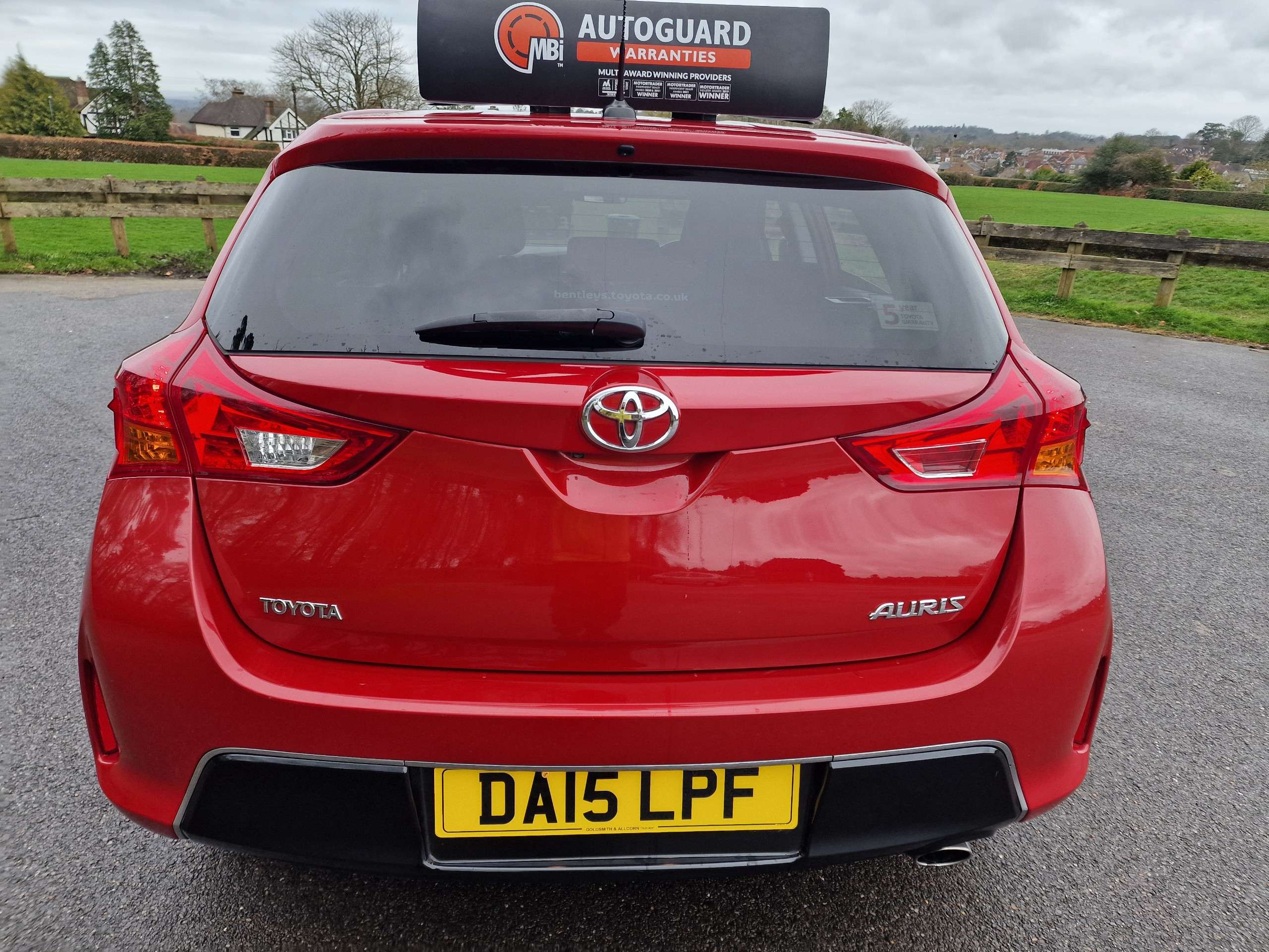 2015 TOYOTA AURIS 2015 TOYOTA AURIS