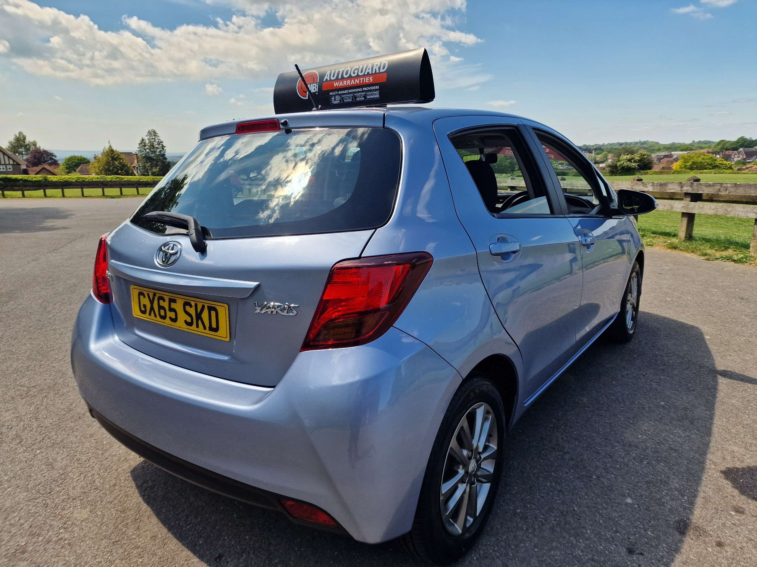2015 TOYOTA YARIS 2015 TOYOTA YARIS