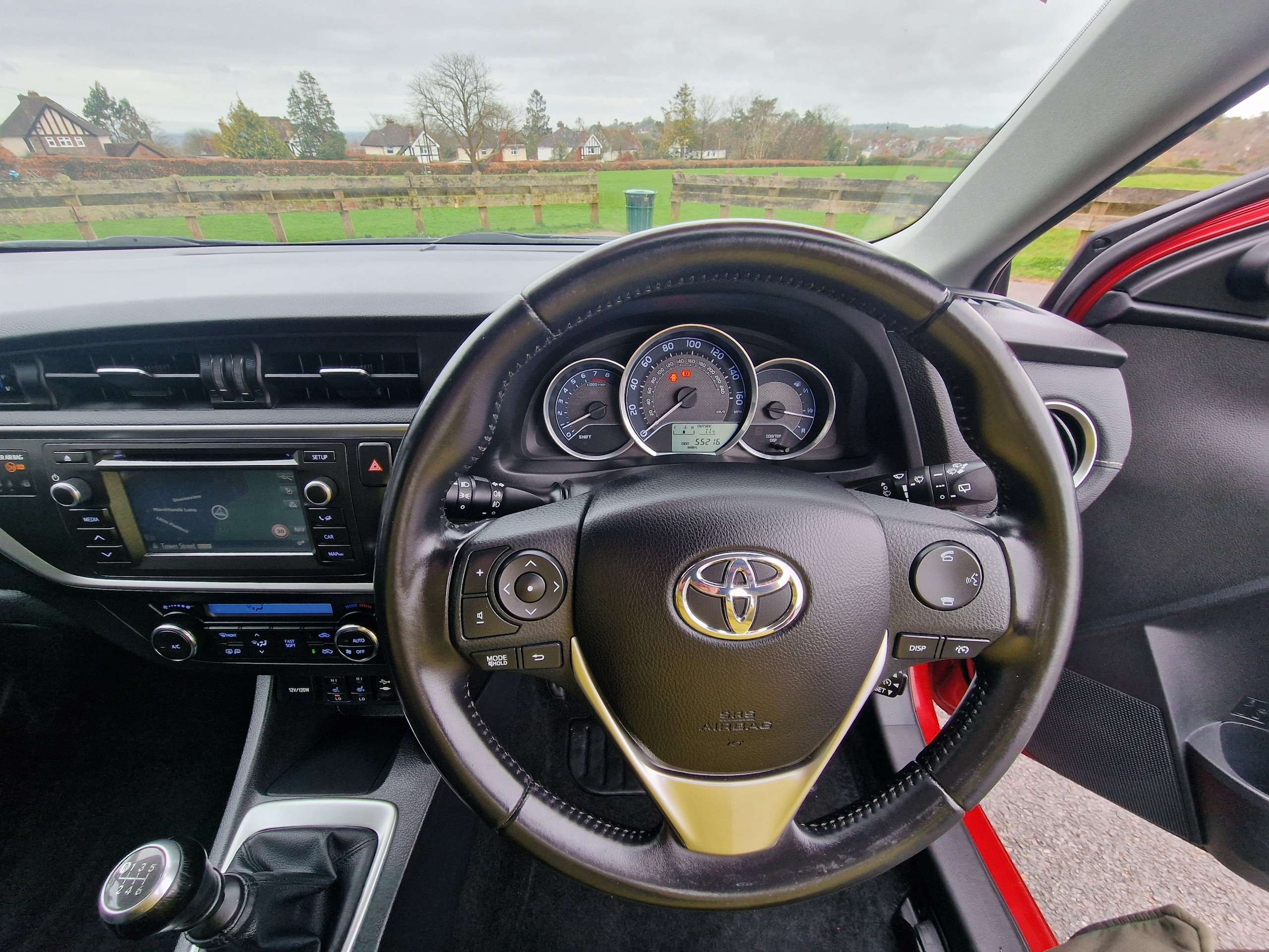 2015 TOYOTA AURIS 2015 TOYOTA AURIS