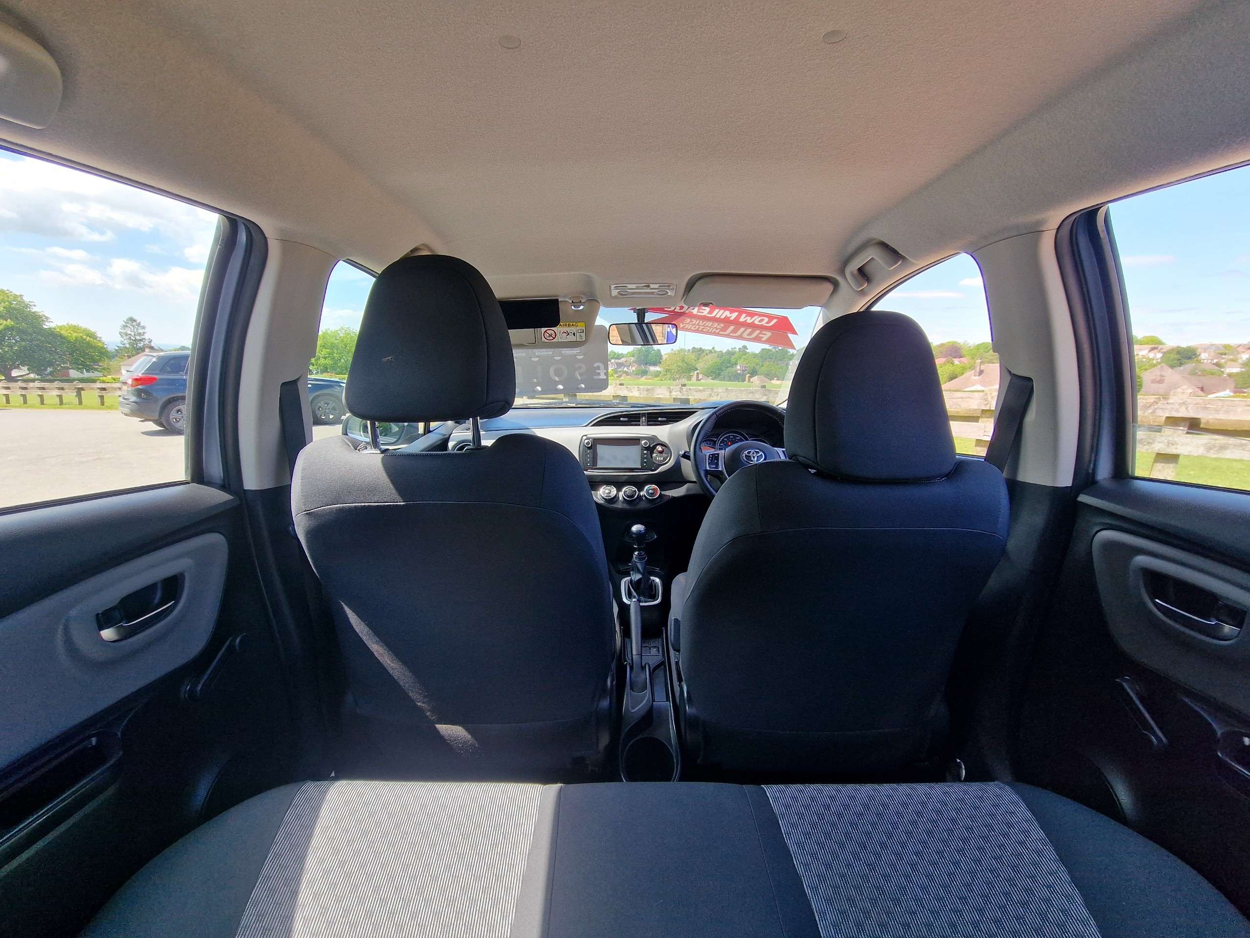 2015 TOYOTA YARIS 2015 TOYOTA YARIS