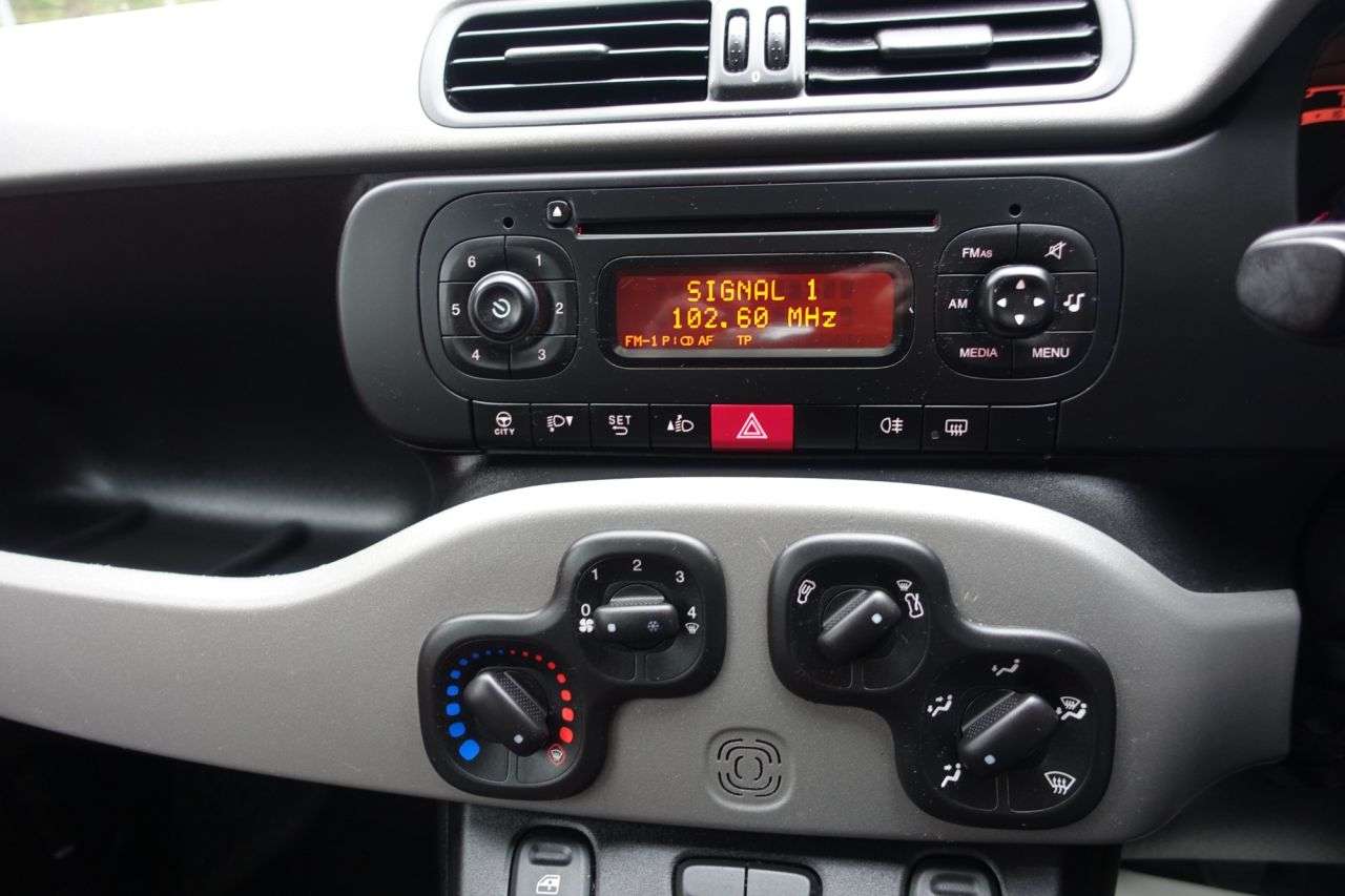 2013 FIAT PANDA 2013 FIAT PANDA