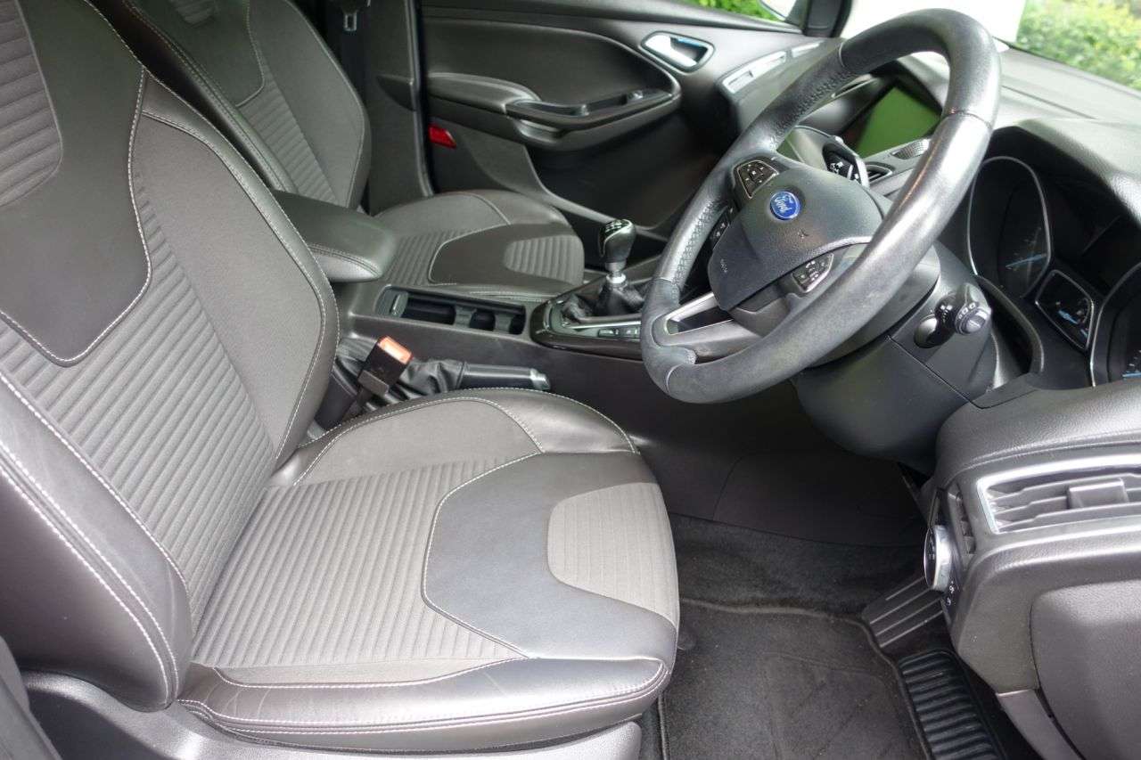 A 2015 FORD FOCUS 2.0 TITANIUM X TDCI 5d 148 BHP Cambelt , Water Pump Just Replaced A 2015 FORD FOCUS 2.0 TITANIUM X TDCI 5d 148 BHP Cambelt , Water Pump Just Replaced