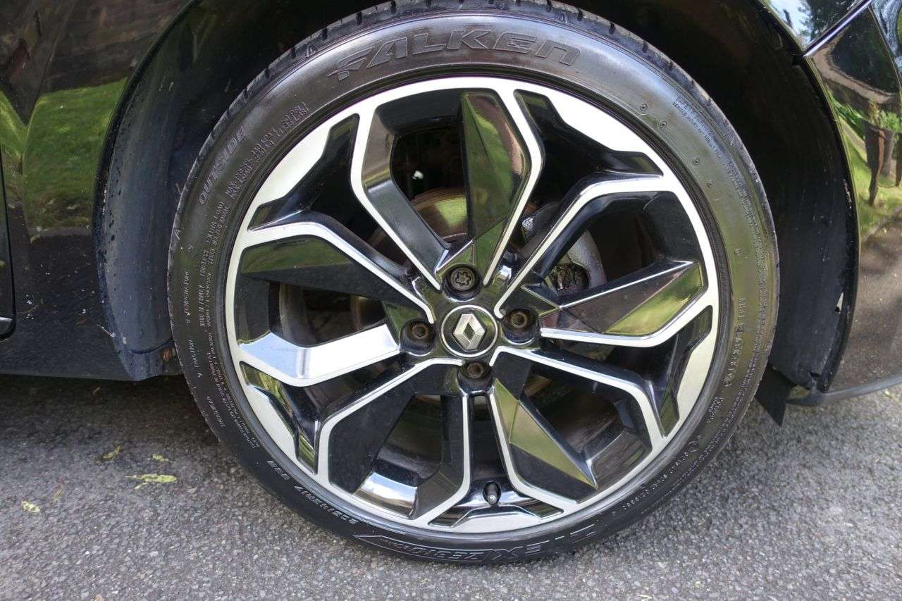 2018 RENAULT CLIO 2018 RENAULT CLIO