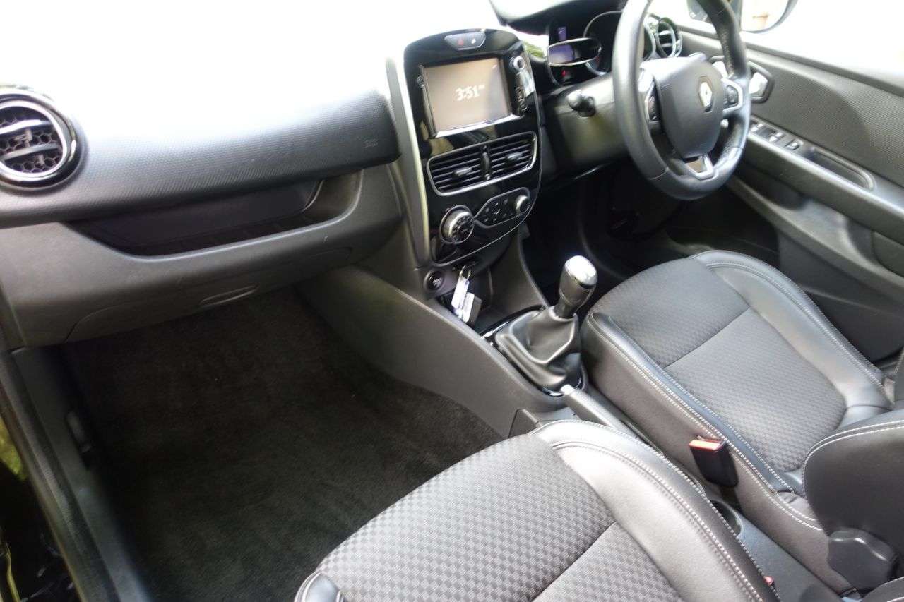 2018 RENAULT CLIO 2018 RENAULT CLIO