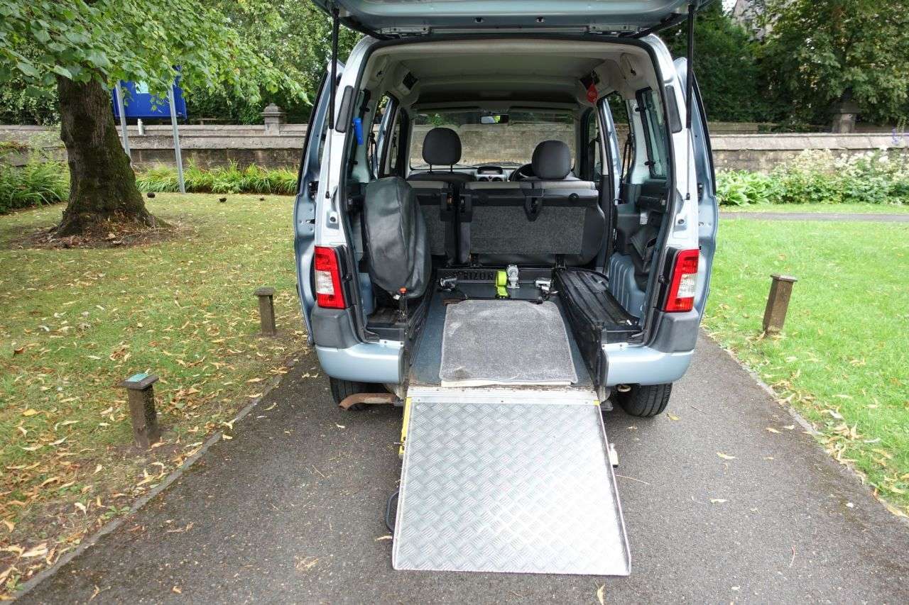 2008 PEUGEOT PARTNER COMBI 2008 PEUGEOT PARTNER COMBI