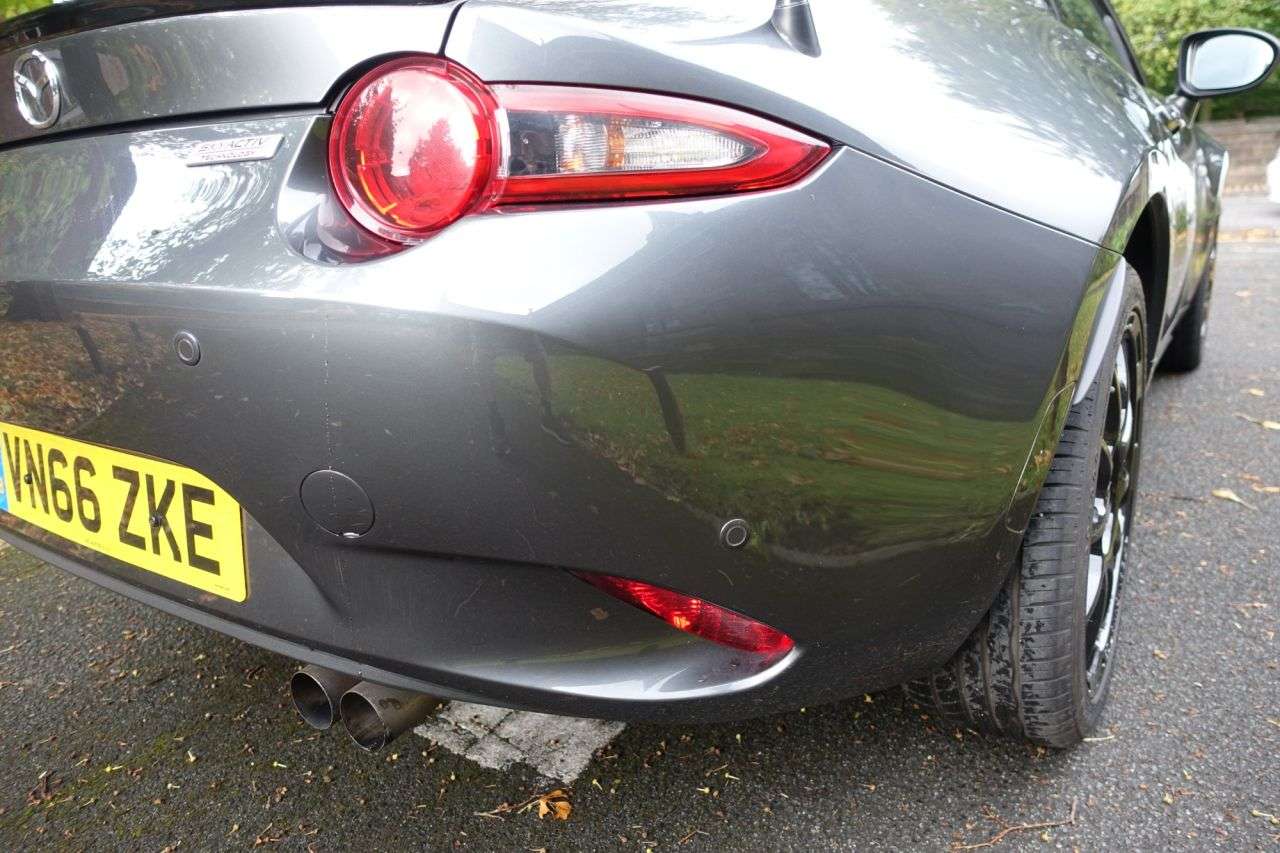 2017 MAZDA MX-5 RF 2017 MAZDA MX-5 RF