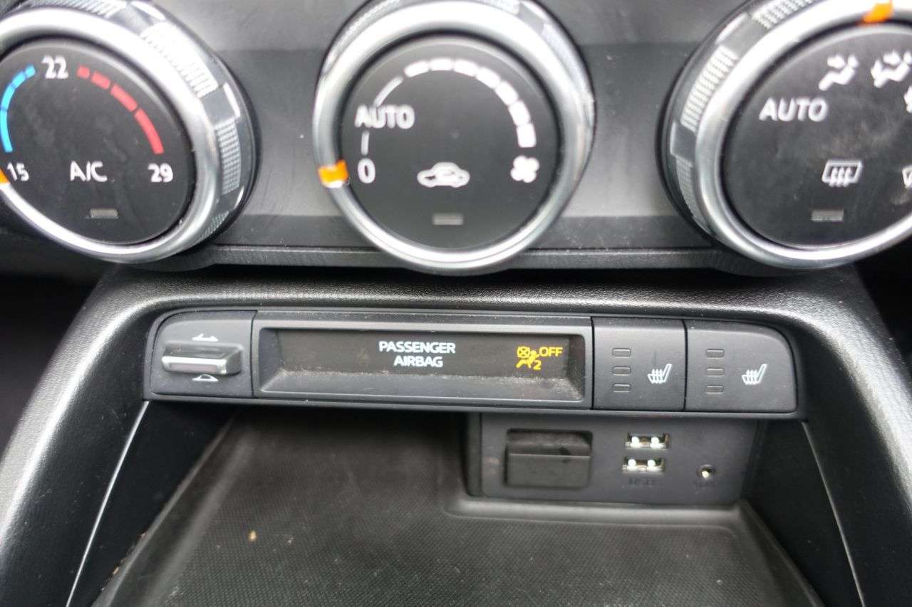 2017 MAZDA MX-5 RF 2017 MAZDA MX-5 RF