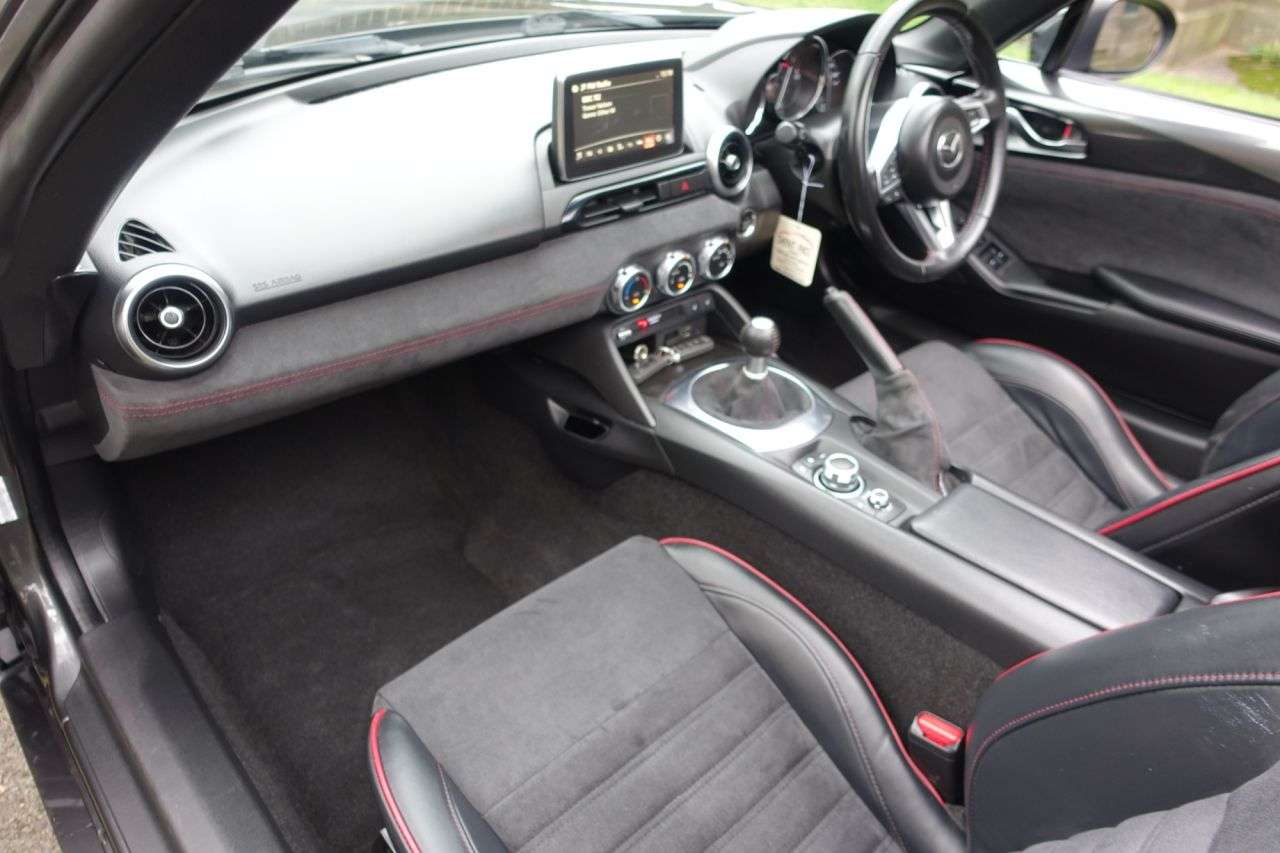 A 2017 MAZDA MX-5 RF 2.0 SKYACTIV-G Launch Edition Convertible 2dr Petrol Manual Euro 6 (160 ps) A 2017 MAZDA MX-5 RF 2.0 SKYACTIV-G Launch Edition Convertible 2dr Petrol Manual Euro 6 (160 ps)