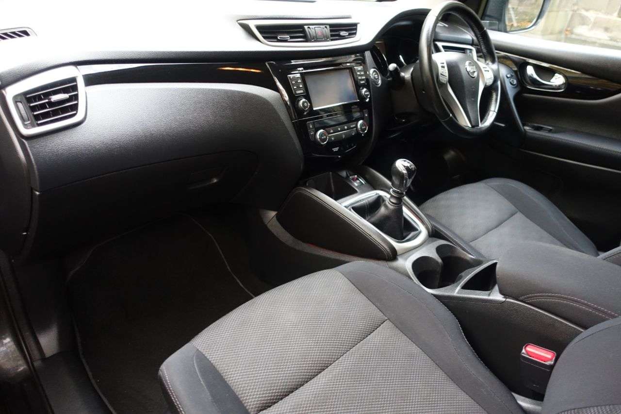 A 2015 NISSAN QASHQAI 1.5 dCi n-tec SUV 5dr Diesel Manual 2WD Euro 5 (s/s) (110 ps) Cambelt , Wat A 2015 NISSAN QASHQAI 1.5 dCi n-tec SUV 5dr Diesel Manual 2WD Euro 5 (s/s) (110 ps) Cambelt , Wat