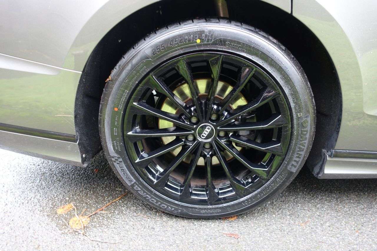 null AUDI A8 null AUDI A8