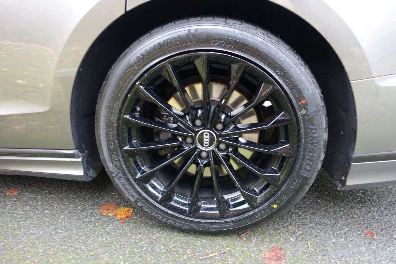 null AUDI A8 null AUDI A8