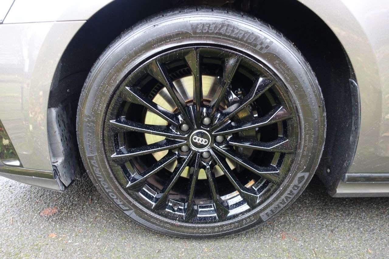 null AUDI A8 null AUDI A8