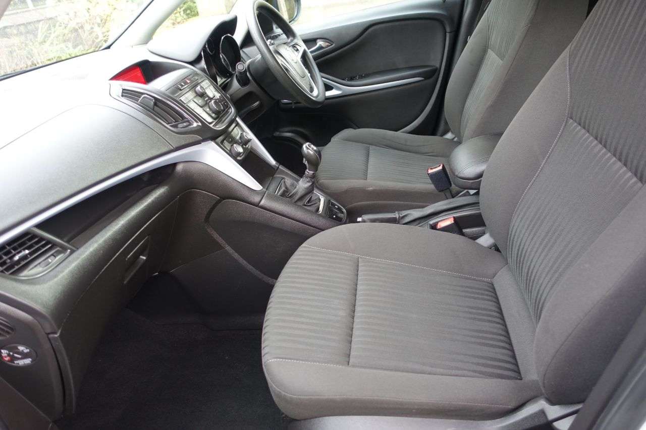 2014 VAUXHALL ZAFIRA TOURER 2014 VAUXHALL ZAFIRA TOURER