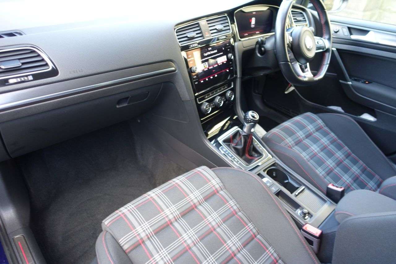 A 2018 VOLKSWAGEN GOLF 2.0 TSI GTI Hatchback 5dr Petrol Manual Euro 6 (s/s) (230 ps) Just Had Serv A 2018 VOLKSWAGEN GOLF 2.0 TSI GTI Hatchback 5dr Petrol Manual Euro 6 (s/s) (230 ps) Just Had Serv