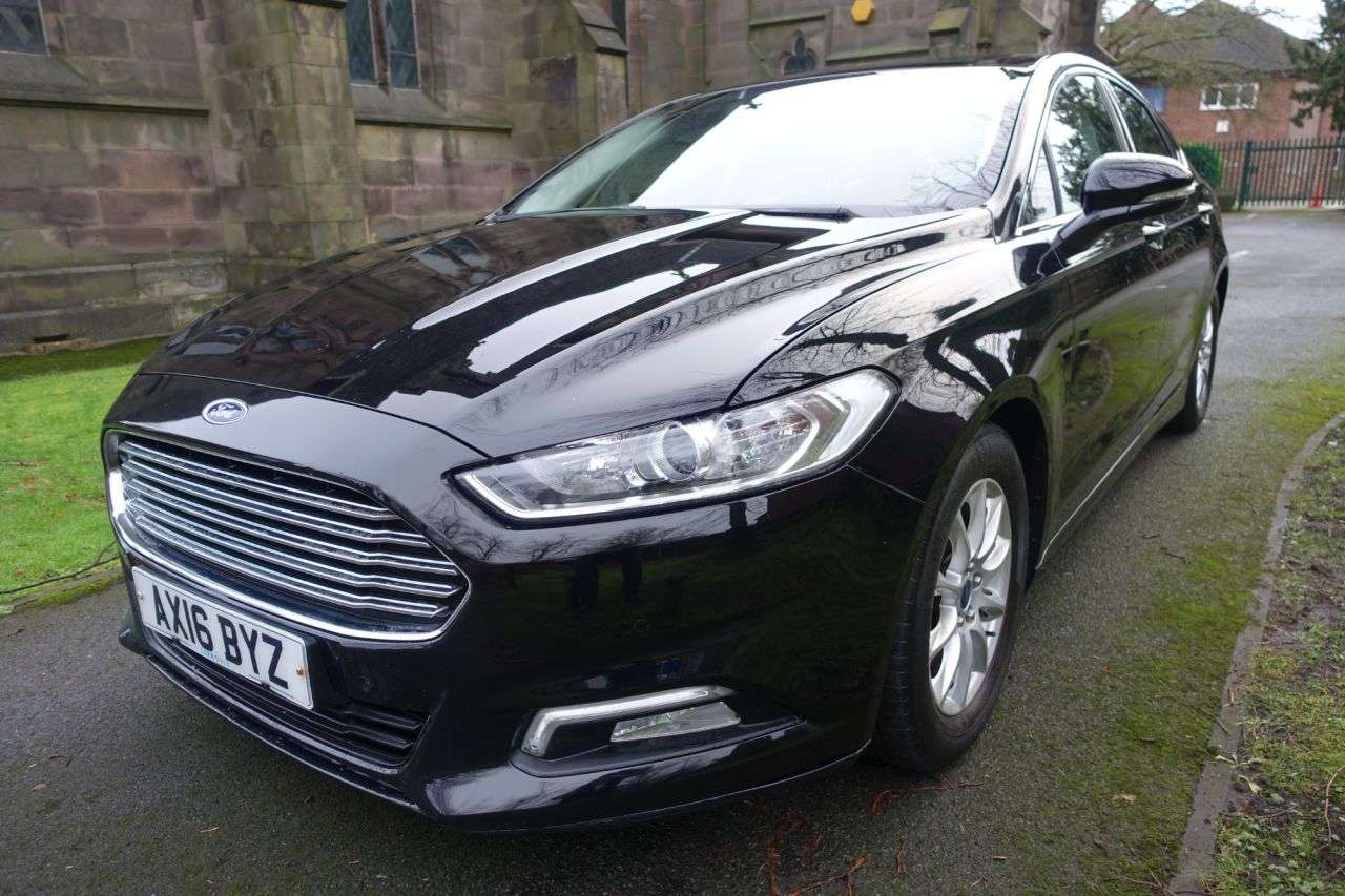 A 2016 FORD MONDEO 1.5 TDCi ECOnetic Zetec Hatchback 5dr Diesel Manual Euro 6 (s/s) (120 ps) O A 2016 FORD MONDEO 1.5 TDCi ECOnetic Zetec Hatchback 5dr Diesel Manual Euro 6 (s/s) (120 ps) O
