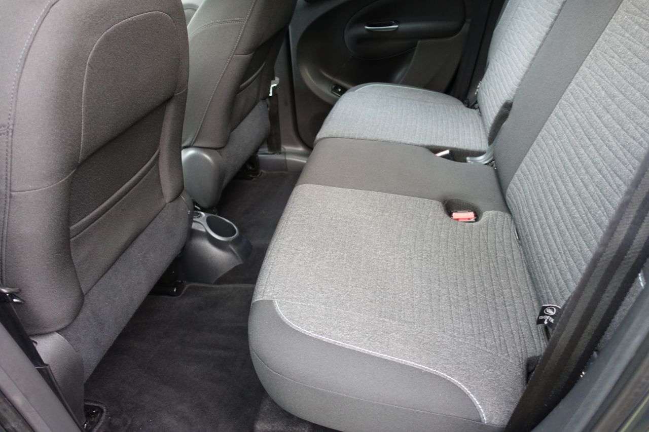 A 2016 CITROEN C3 PICASSO 1.6 BlueHDi Edition MPV 5dr Diesel Manual Euro 6 (100 ps) Cambelt , Water P A 2016 CITROEN C3 PICASSO 1.6 BlueHDi Edition MPV 5dr Diesel Manual Euro 6 (100 ps) Cambelt , Water P