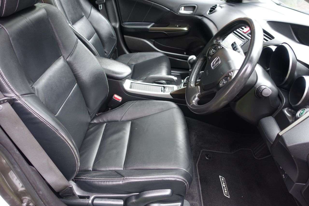 A 2014 HONDA CIVIC 1.8 i-VTEC EX GT Hatchback 5dr Petrol Manual Euro 5 (s/s) (142 ps) Just Had A 2014 HONDA CIVIC 1.8 i-VTEC EX GT Hatchback 5dr Petrol Manual Euro 5 (s/s) (142 ps) Just Had