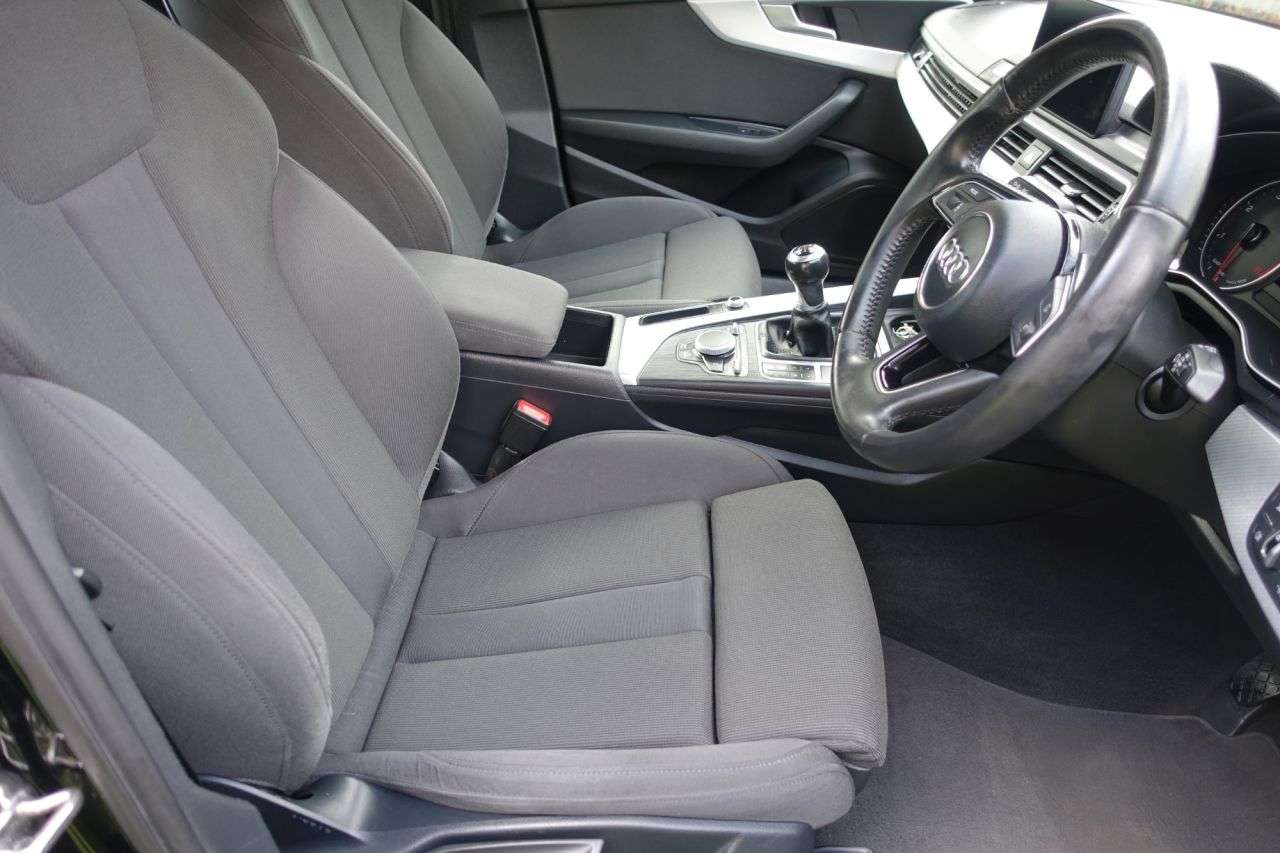 A 2016 AUDI A4 2.0 TDI ultra SE Saloon 4dr Diesel Manual Euro 6 (s/s) (150 ps) Only 2 Owne A 2016 AUDI A4 2.0 TDI ultra SE Saloon 4dr Diesel Manual Euro 6 (s/s) (150 ps) Only 2 Owne