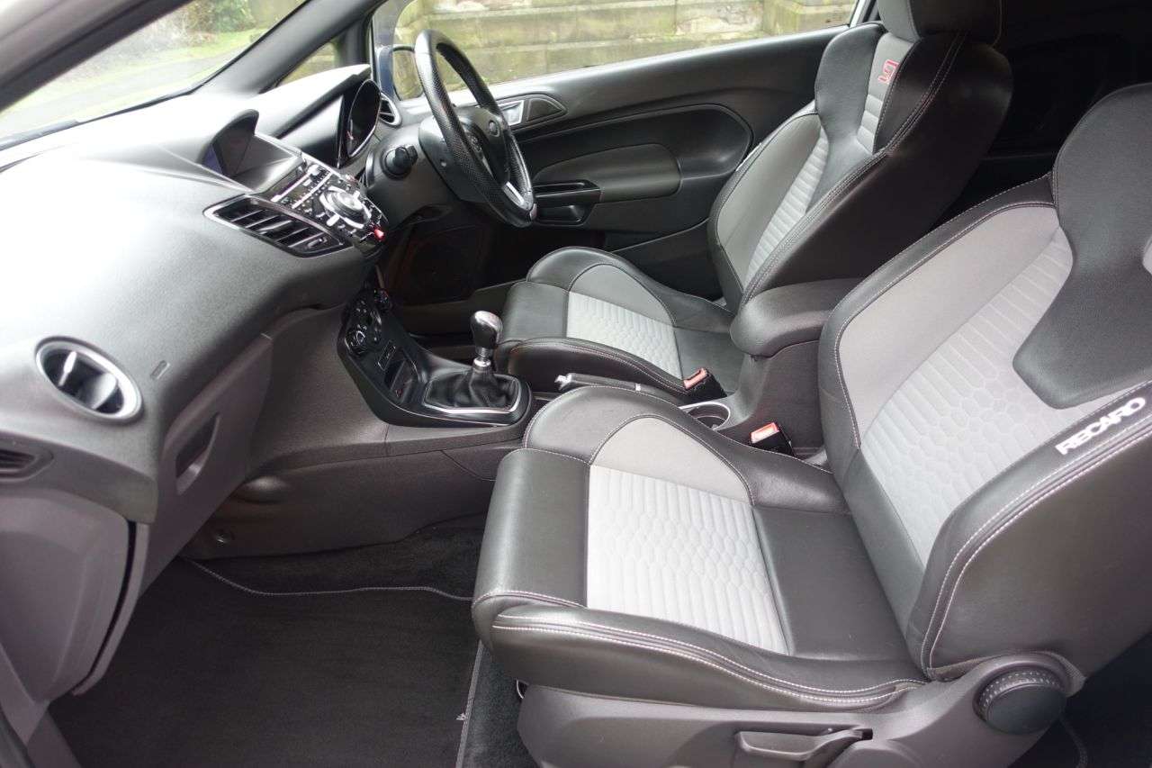 A 2017 FORD FIESTA 1.6T EcoBoost ST-3 Hatchback 3dr Petrol Manual Euro 6 (182 ps) Only 1 Owner A 2017 FORD FIESTA 1.6T EcoBoost ST-3 Hatchback 3dr Petrol Manual Euro 6 (182 ps) Only 1 Owner