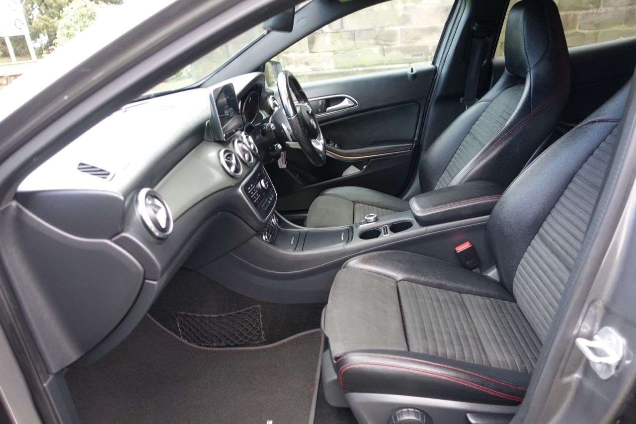 A 2016 MERCEDES-BENZ GLA 2.1 GLA200d AMG Line SUV 5dr Diesel 7G-DCT Euro 6 (s/s) (136 ps) Just Had S A 2016 MERCEDES-BENZ GLA 2.1 GLA200d AMG Line SUV 5dr Diesel 7G-DCT Euro 6 (s/s) (136 ps) Just Had S