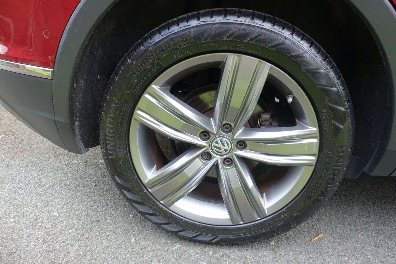 2019 VOLKSWAGEN TIGUAN 2019 VOLKSWAGEN TIGUAN