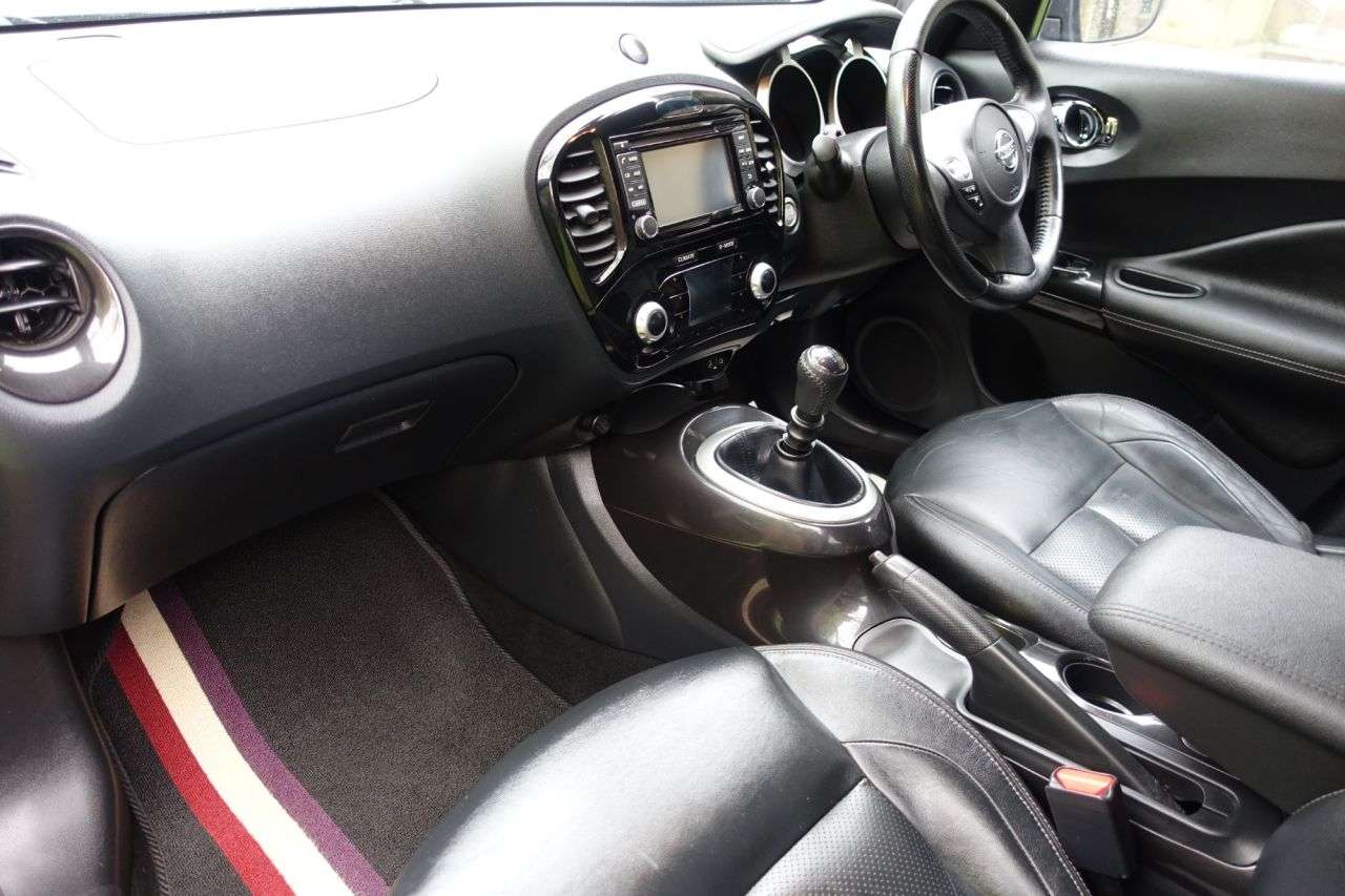 A 2014 NISSAN JUKE 1.5 dCi 8v Tekna SUV 5dr Diesel Manual Euro 5 (s/s) (110 ps) Cambelt , Wate A 2014 NISSAN JUKE 1.5 dCi 8v Tekna SUV 5dr Diesel Manual Euro 5 (s/s) (110 ps) Cambelt , Wate
