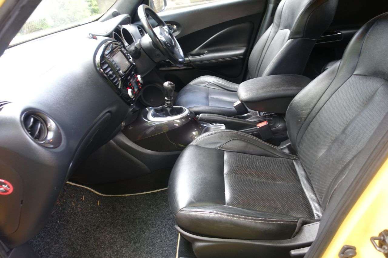 A 2014 NISSAN JUKE 1.5 dCi 8v Tekna SUV 5dr Diesel Manual Euro 5 (s/s) (110 ps) Cambelt , Wate A 2014 NISSAN JUKE 1.5 dCi 8v Tekna SUV 5dr Diesel Manual Euro 5 (s/s) (110 ps) Cambelt , Wate