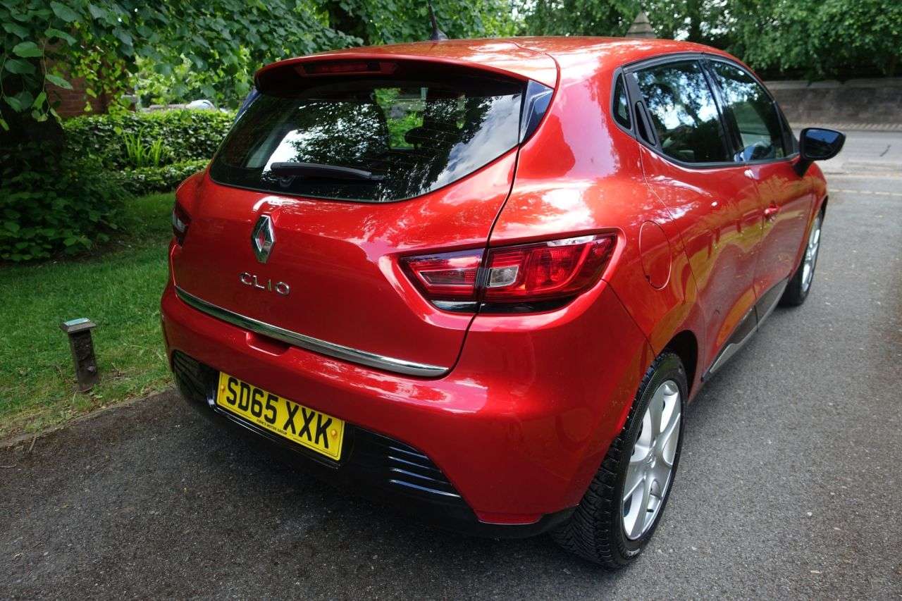 2015 RENAULT CLIO 2015 RENAULT CLIO