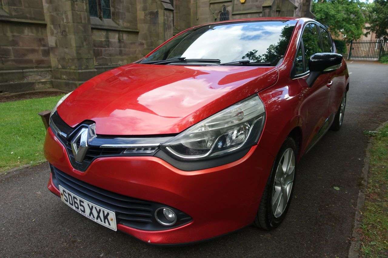 A 2015 RENAULT CLIO 1.2 16V Dynamique Nav Hatchback 5dr Petrol Manual Euro 6 (75 ps) Cambelt , A 2015 RENAULT CLIO 1.2 16V Dynamique Nav Hatchback 5dr Petrol Manual Euro 6 (75 ps) Cambelt ,