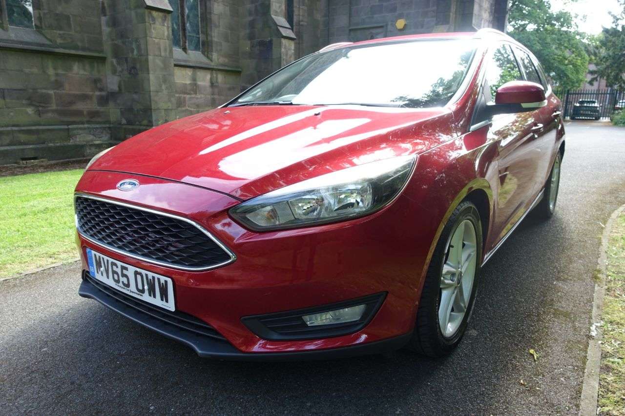 A 2015 FORD FOCUS 1.5 TDCi Zetec Estate 5dr Diesel Manual Euro 6 (s/s) (120 ps) Cambelt , Wat A 2015 FORD FOCUS 1.5 TDCi Zetec Estate 5dr Diesel Manual Euro 6 (s/s) (120 ps) Cambelt , Wat