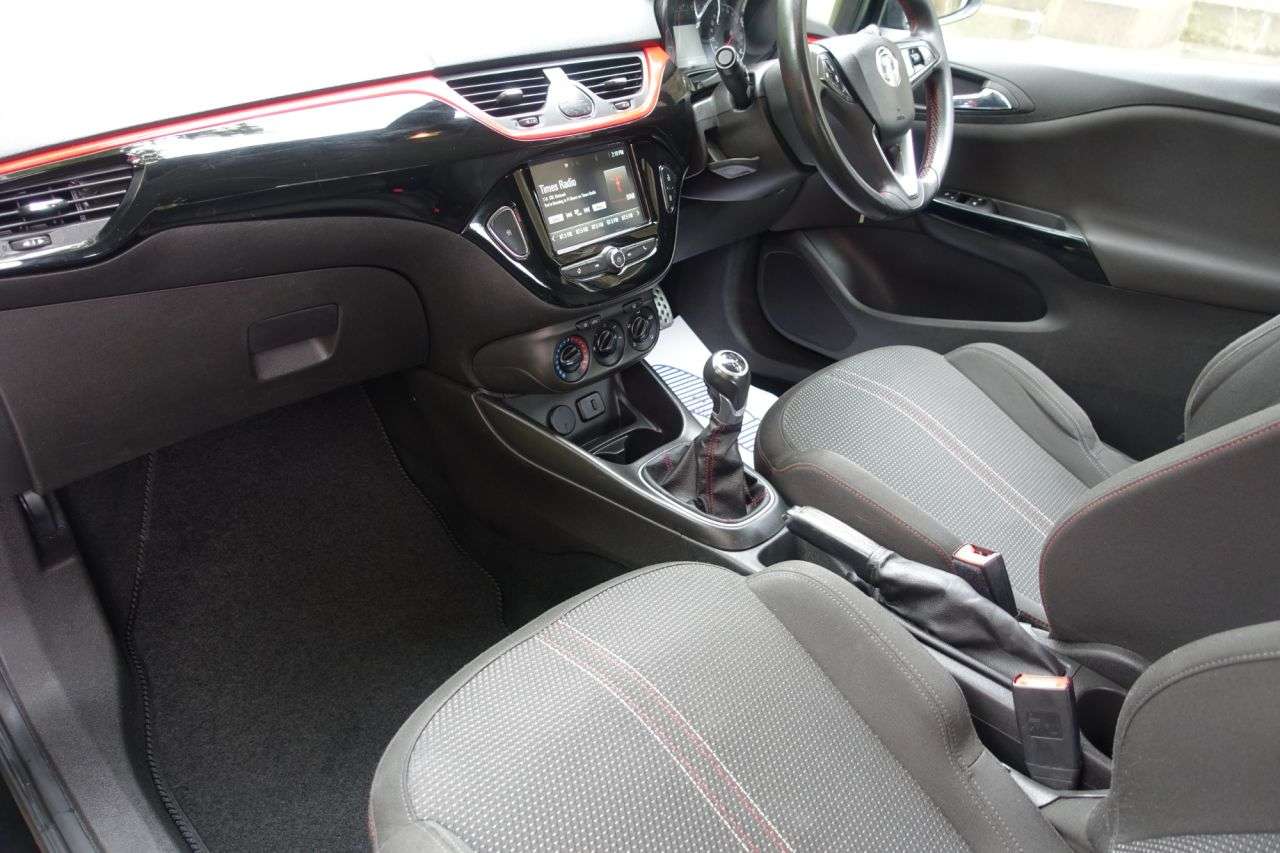 A 2016 VAUXHALL CORSA 1.4i ecoFLEX SRi Hatchback 3dr Petrol Manual Euro 6 (75 ps) A 2016 VAUXHALL CORSA 1.4i ecoFLEX SRi Hatchback 3dr Petrol Manual Euro 6 (75 ps)