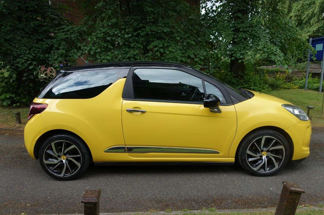2015 DS AUTOMOBILES DS 3 2015 DS AUTOMOBILES DS 3