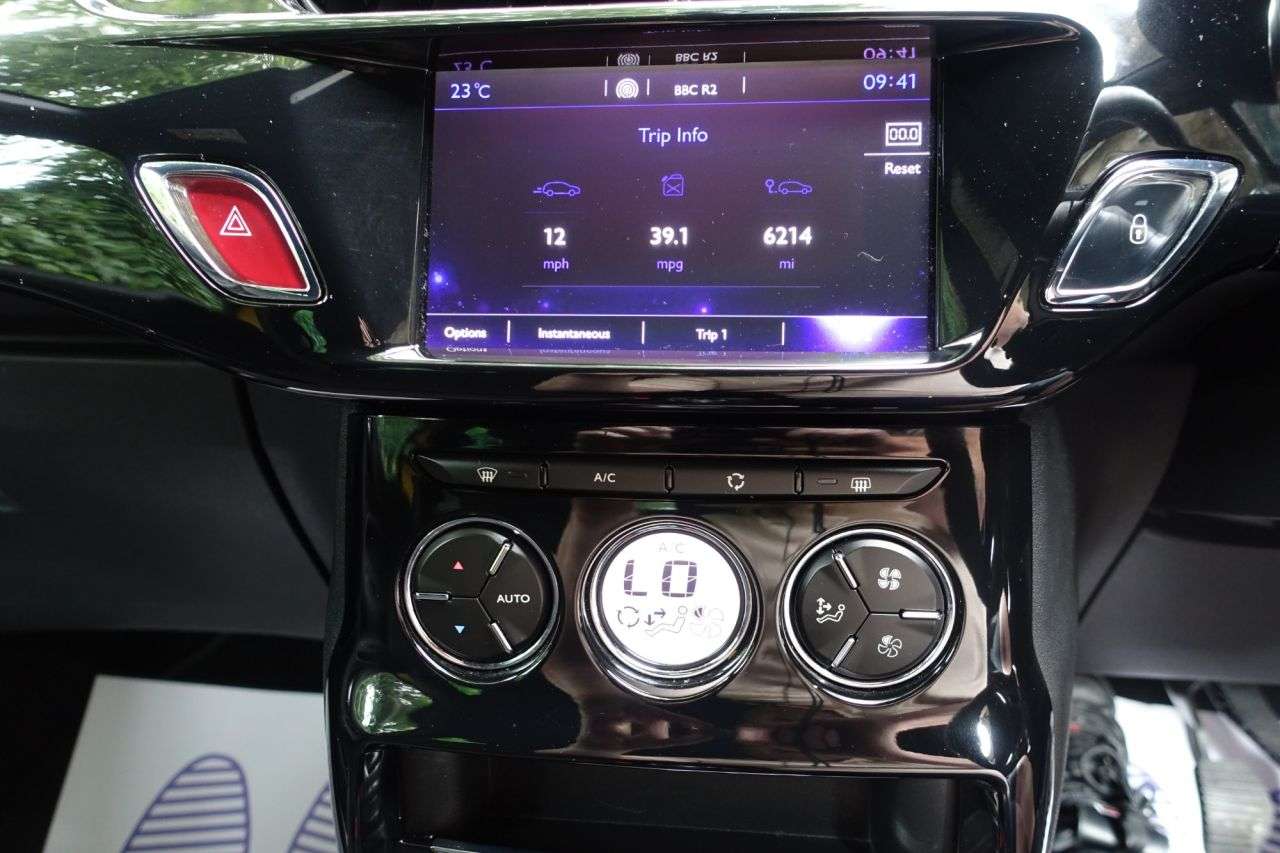 2015 DS AUTOMOBILES DS 3 2015 DS AUTOMOBILES DS 3