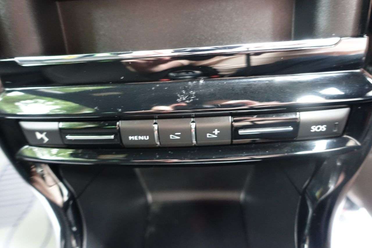 2015 DS AUTOMOBILES DS 3 2015 DS AUTOMOBILES DS 3
